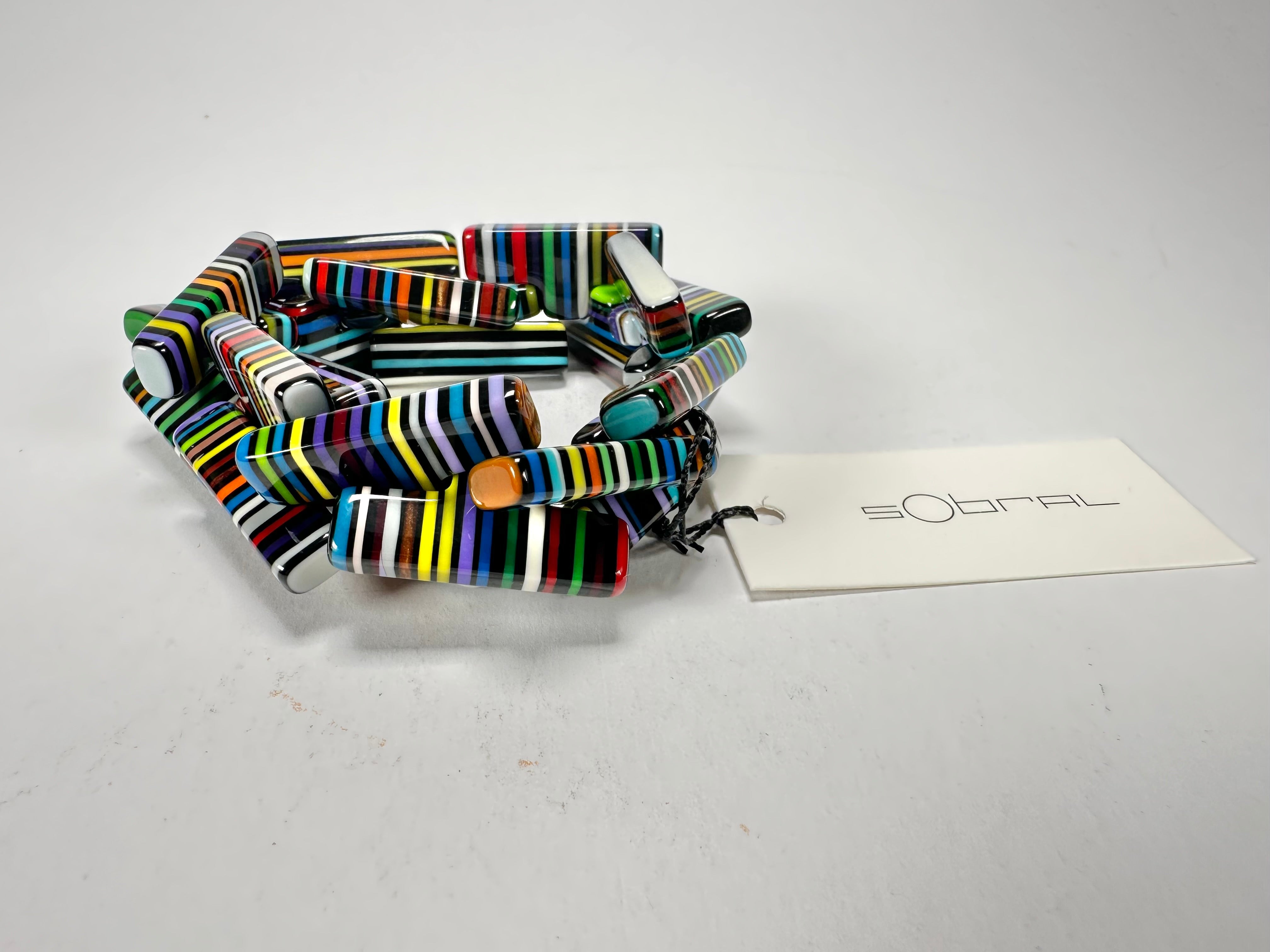 Sobral - Pop Art Noite "1WJP" Elasticated Resin Bracelet ( 003882 )