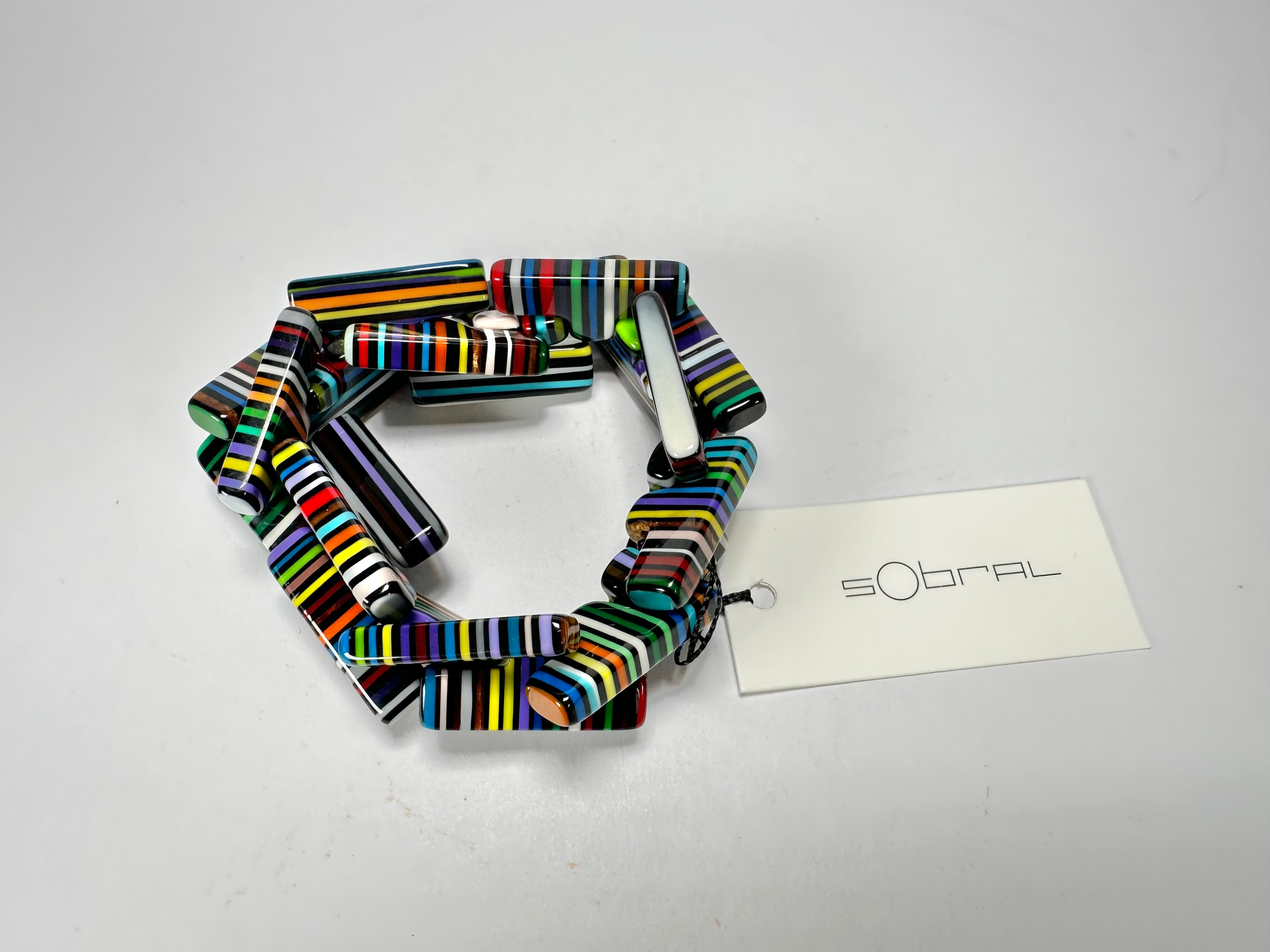 Sobral - Pop Art Noite "1WJP" Elasticated Resin Bracelet ( 003882 )