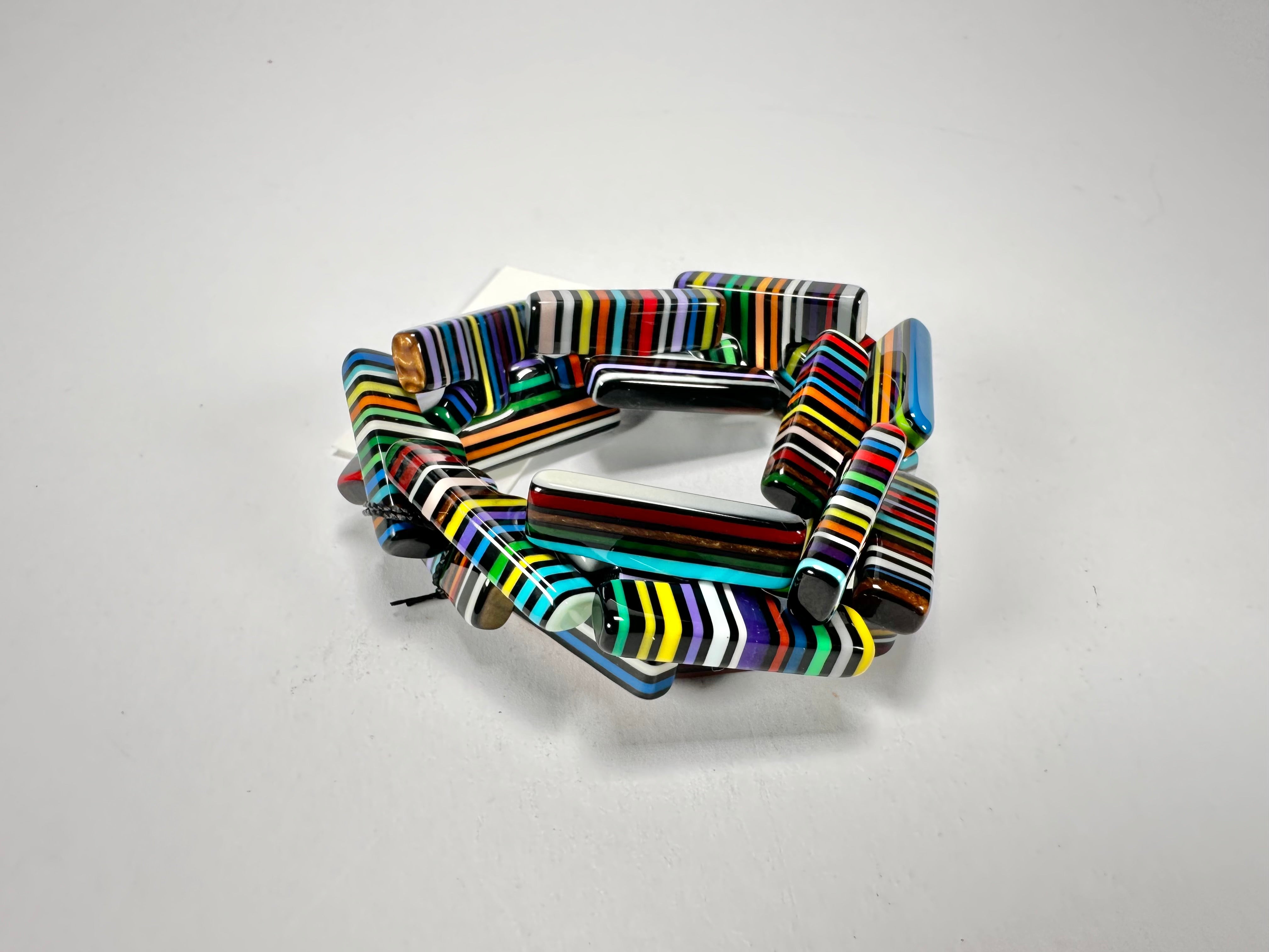 Sobral - Pop Art Noite "1WJP" Elasticated Resin Bracelet ( 003882 )