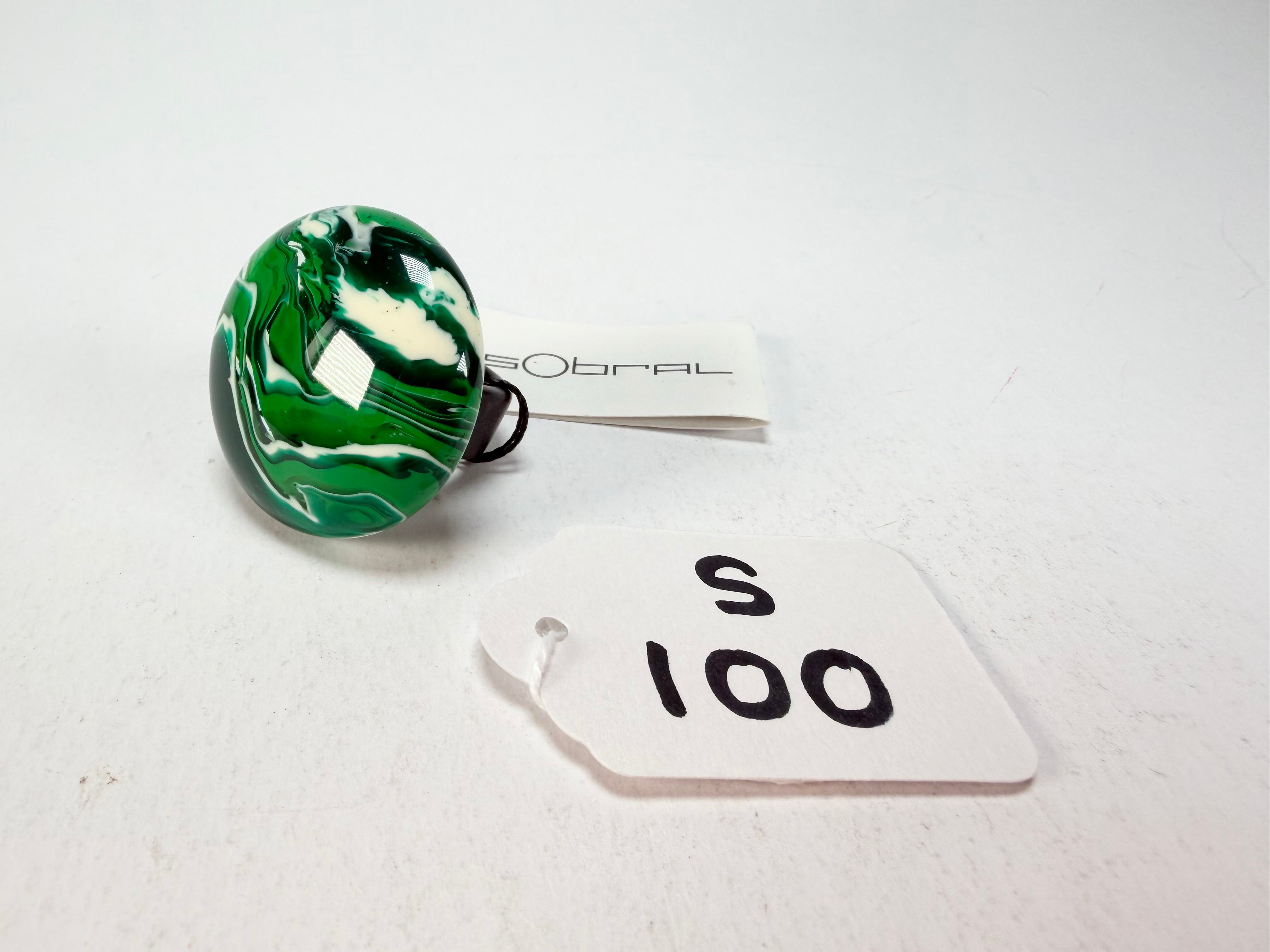 Sobral - Onda Verde "Onda Circle" Green Resin Ring ( 005324 ) - Size UK N / US 7