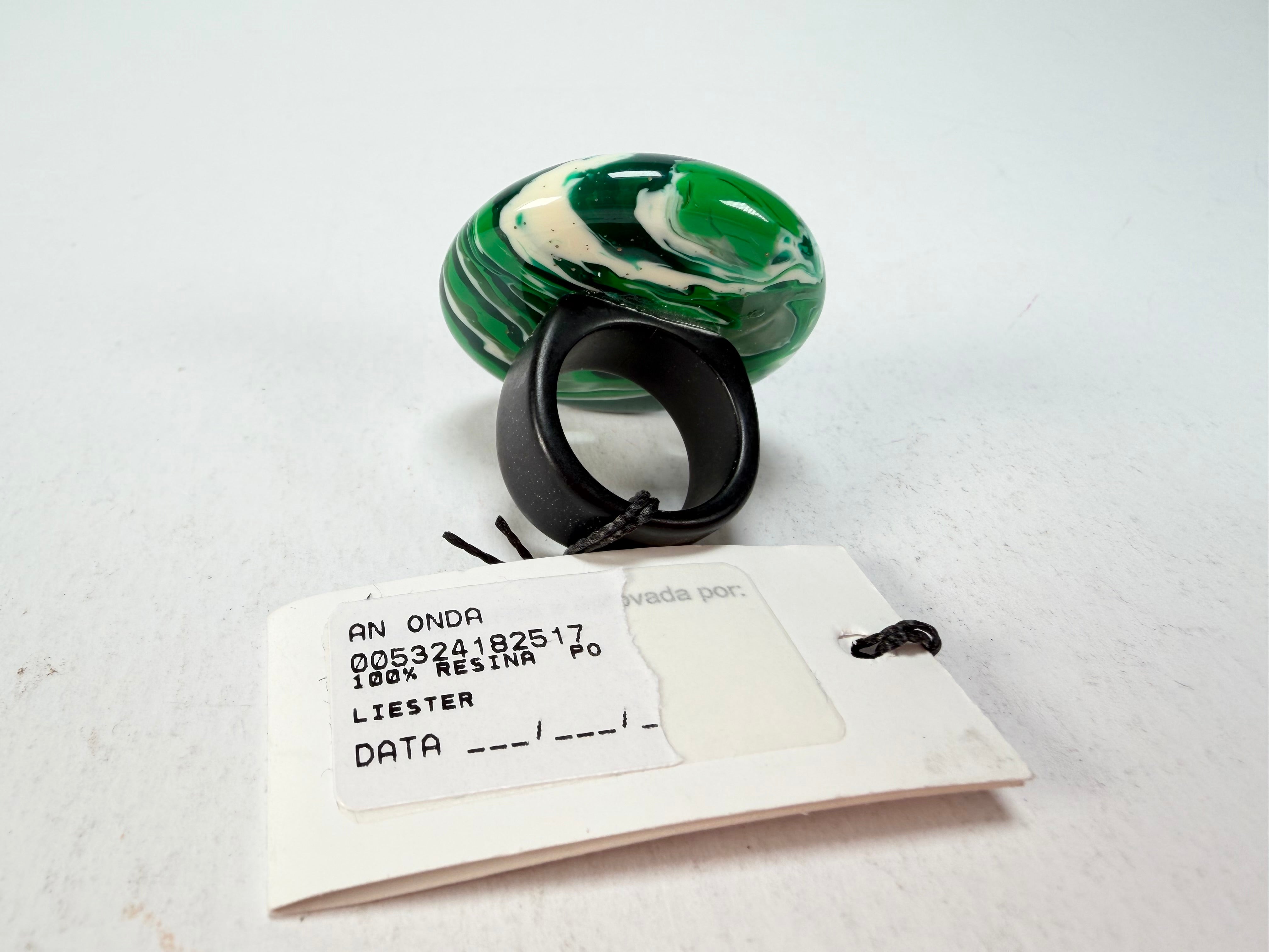Sobral - Onda Verde "Onda Circle" Green Resin Ring ( 005324 ) - Size UK N / US 7