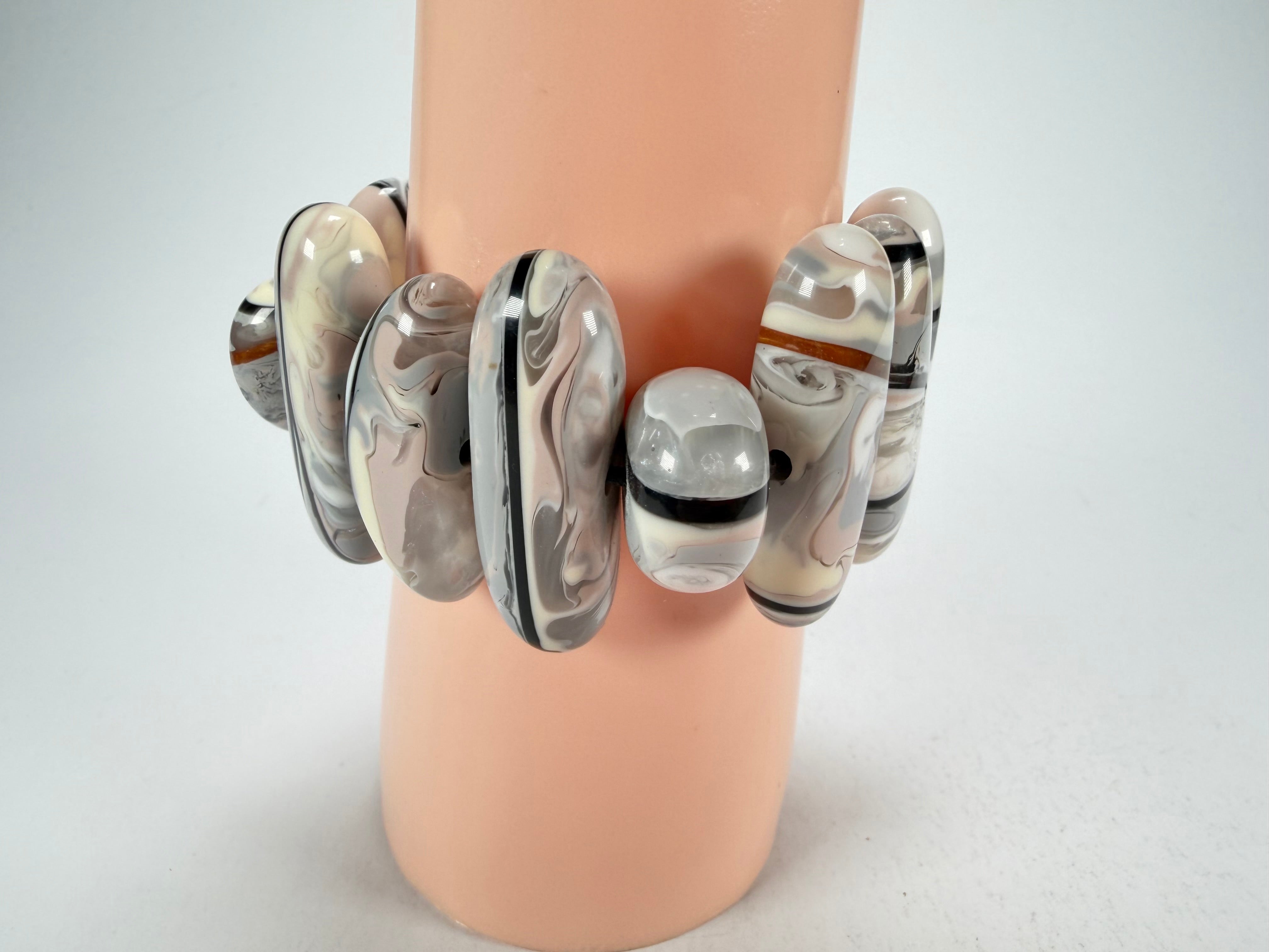 Sobral - Lágrima D'or "Newanderthal" Elasticated Resin Bracelet ( 005263 )