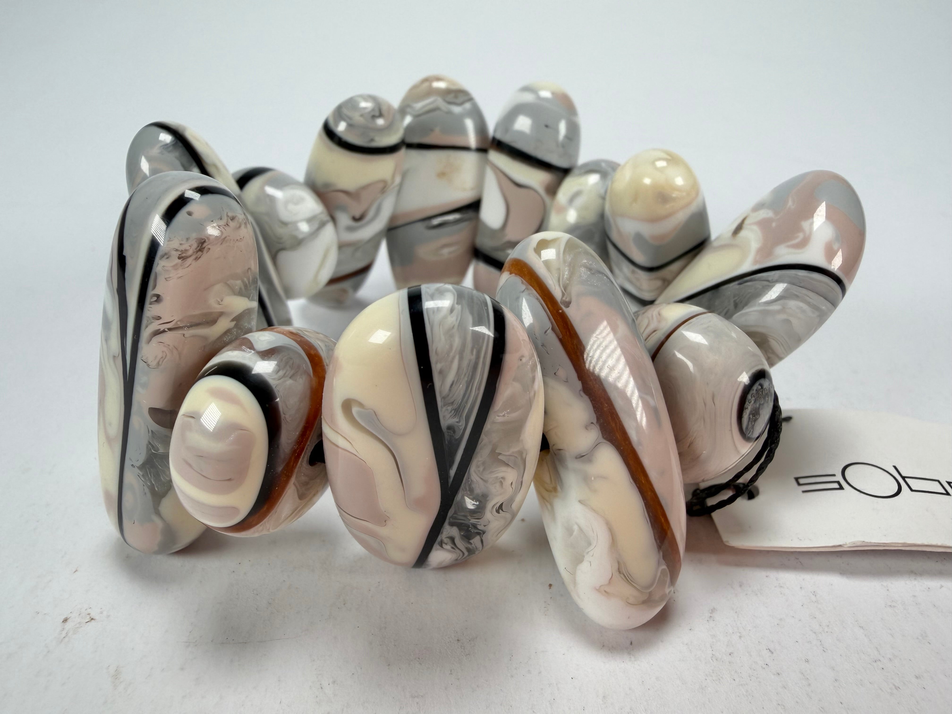 Sobral - Lágrima D'or "Newanderthal" Elasticated Resin Bracelet ( 005263 )