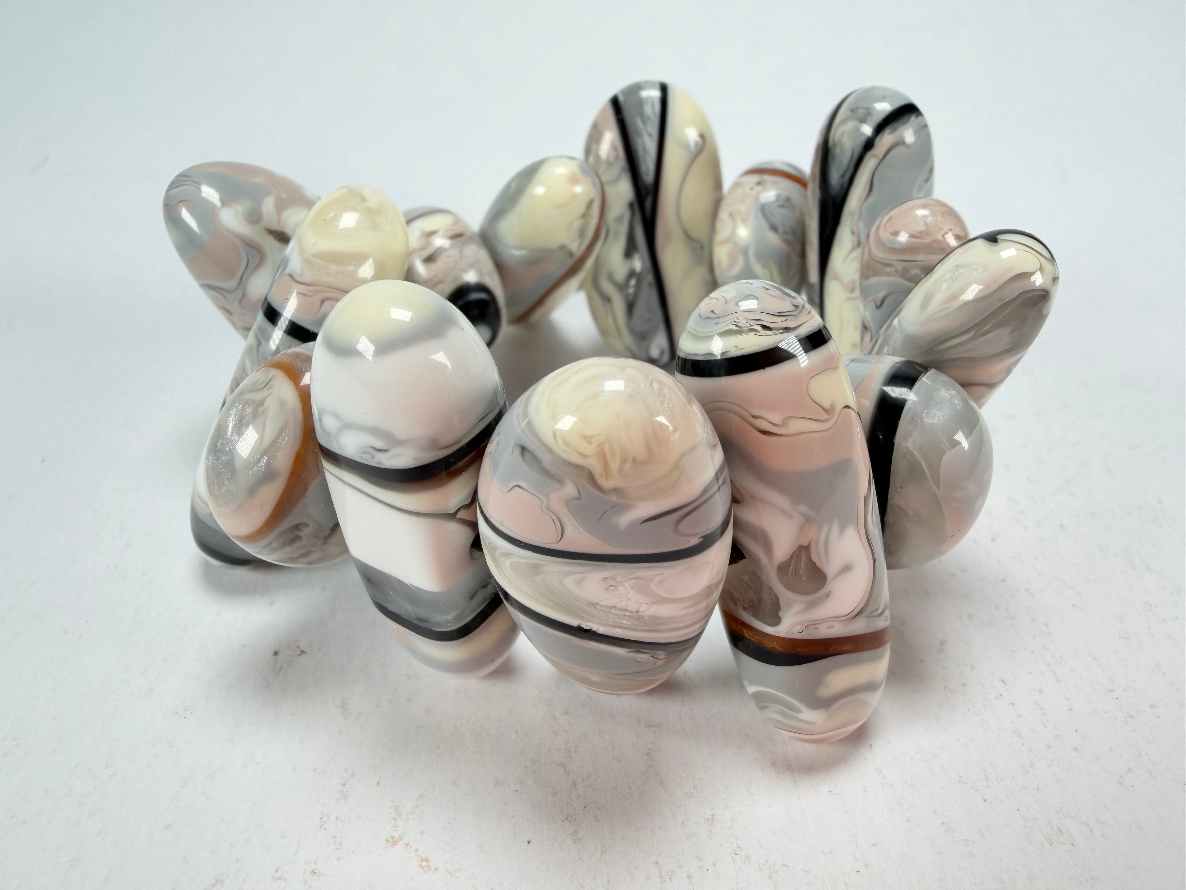 Sobral - Lágrima D'or "Newanderthal" Elasticated Resin Bracelet ( 005263 )