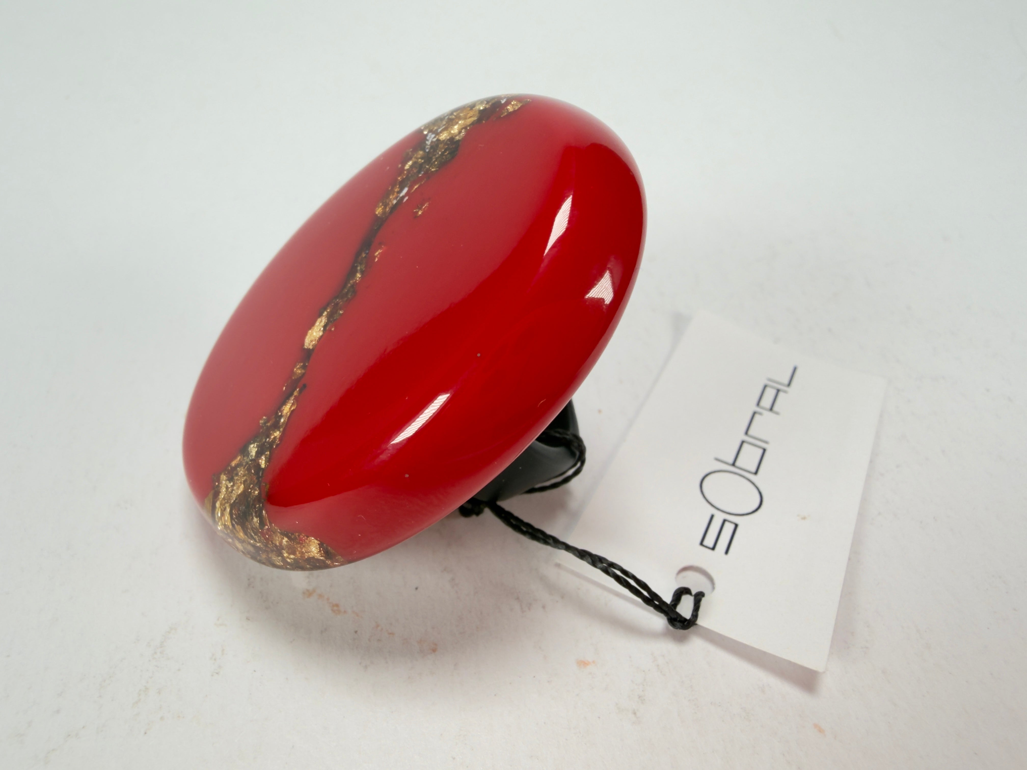 Sobral - Metalique "Munique" Orlando Red Resin Ring ( 005145 ) - Size UK N / US 7