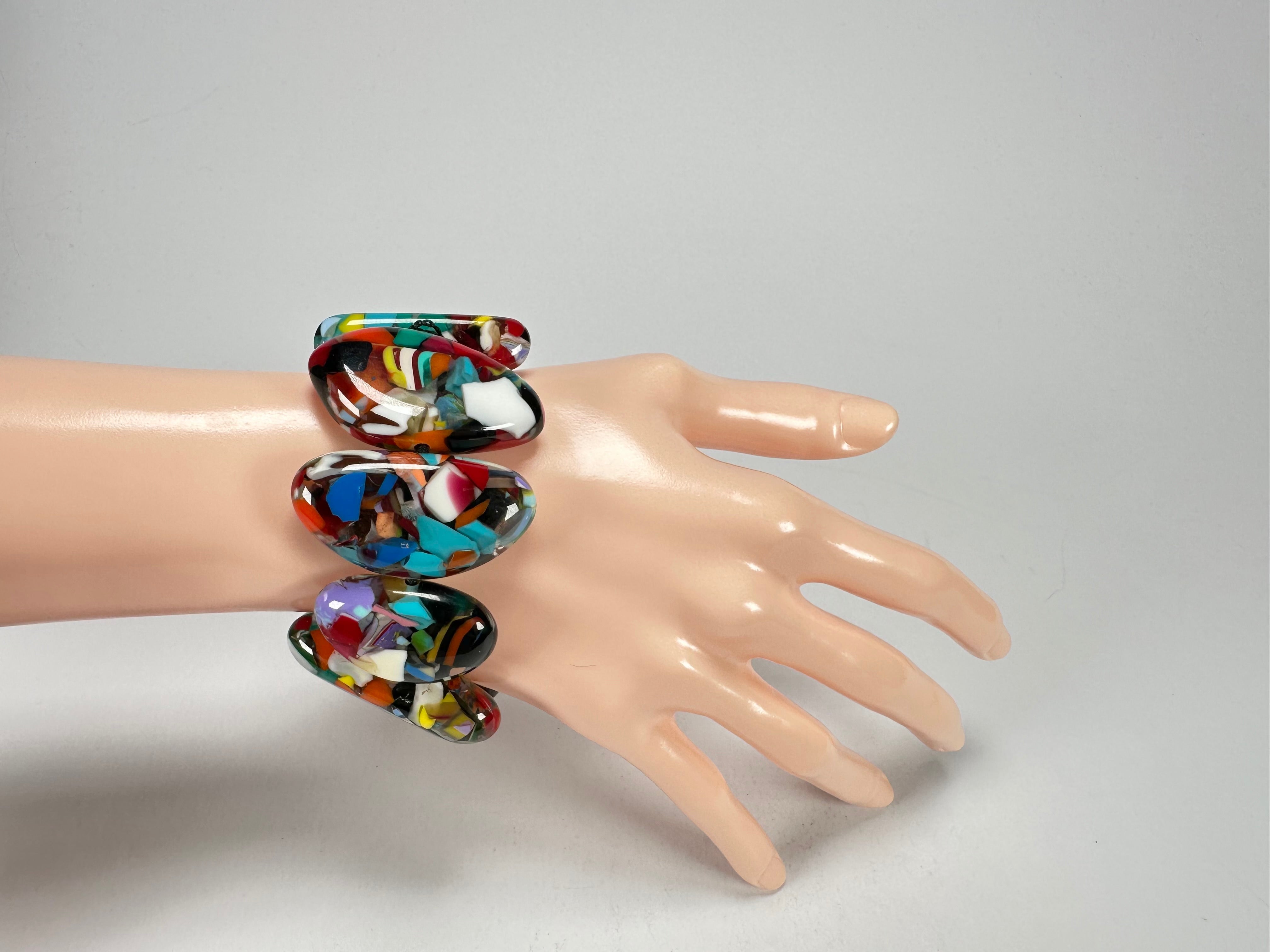 Sobral - Caillou Cristal "Onda" Elasticated Resin Bracelet ( 005329 )