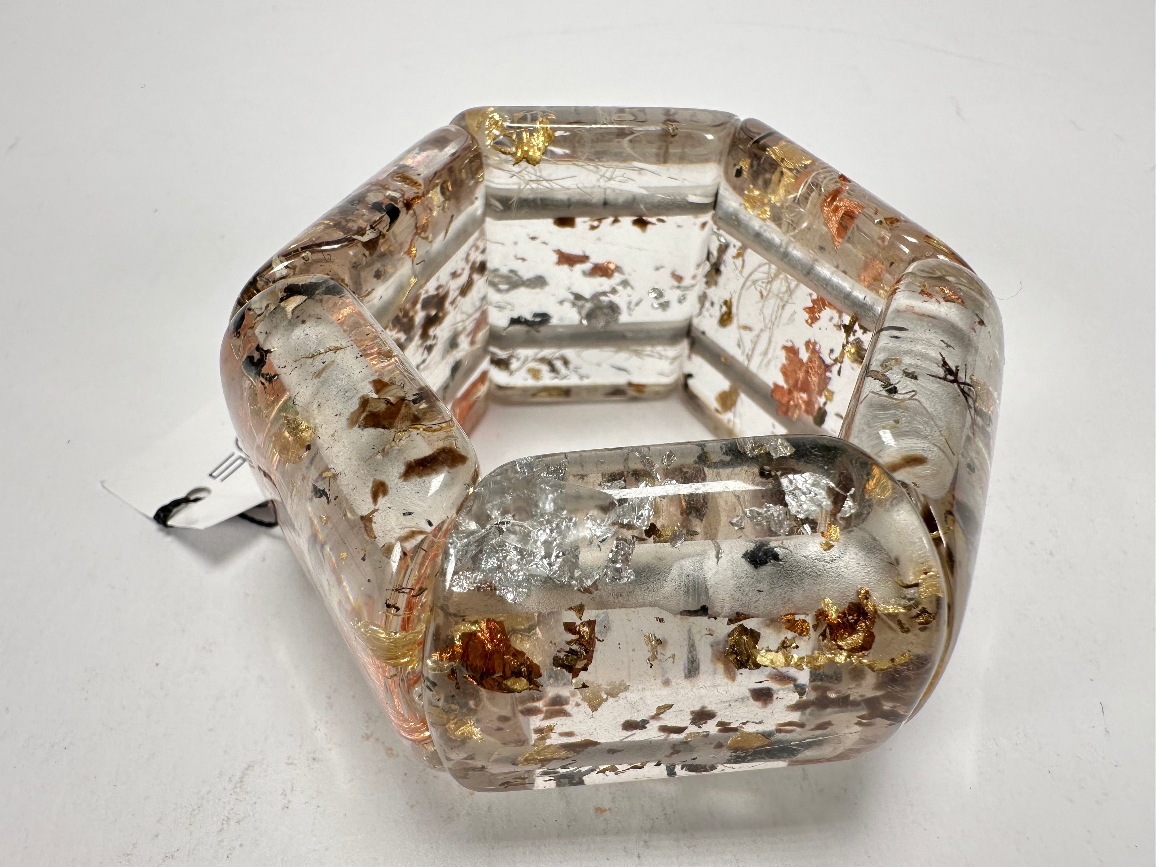 Sobral - Minas Gerais "Inhotim" Elasticated Resin Bracelet ( 005408 )