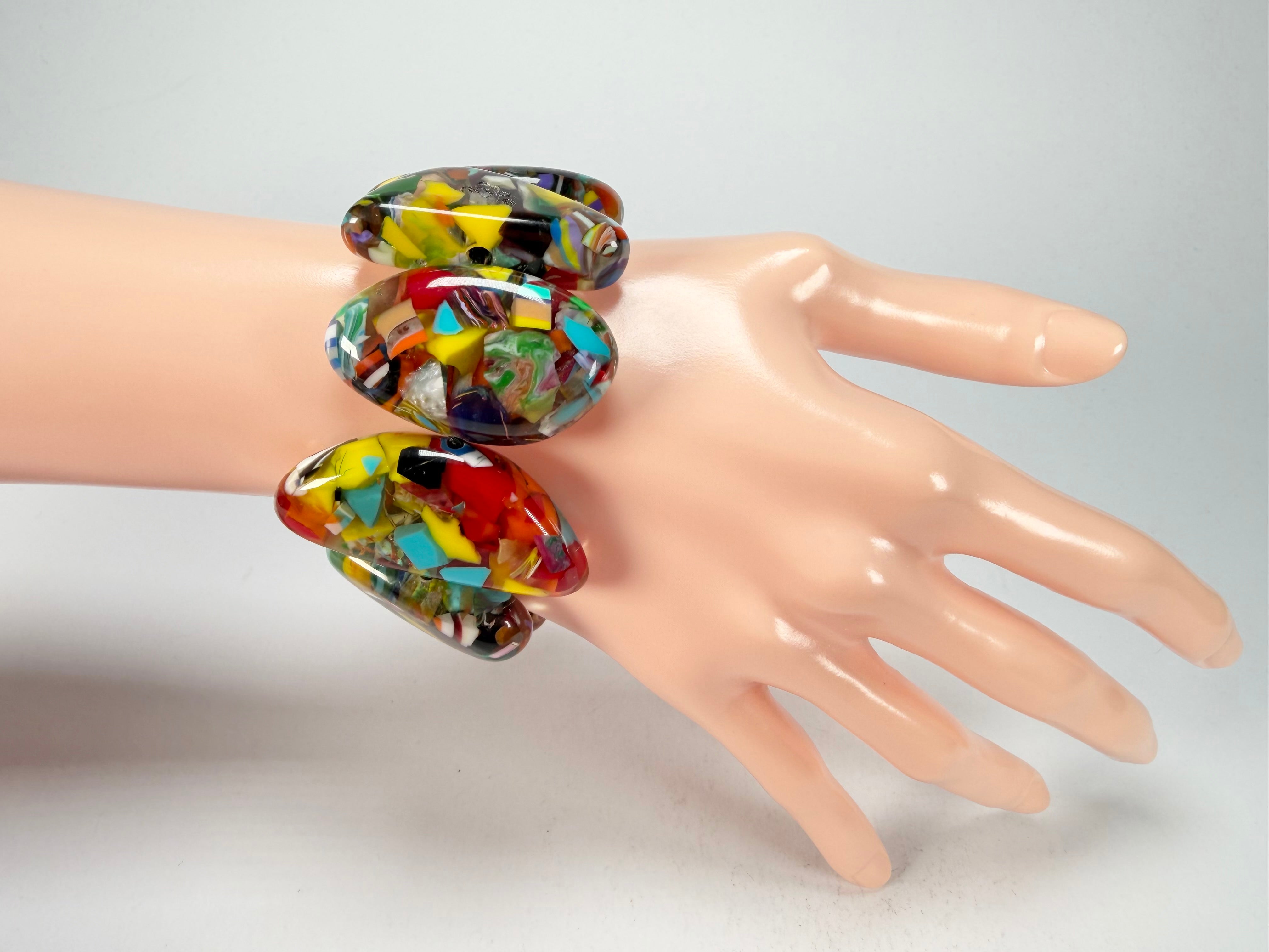 Sobral - Caillou Cristal "Onda" Elasticated Resin Bracelet ( 005329 )