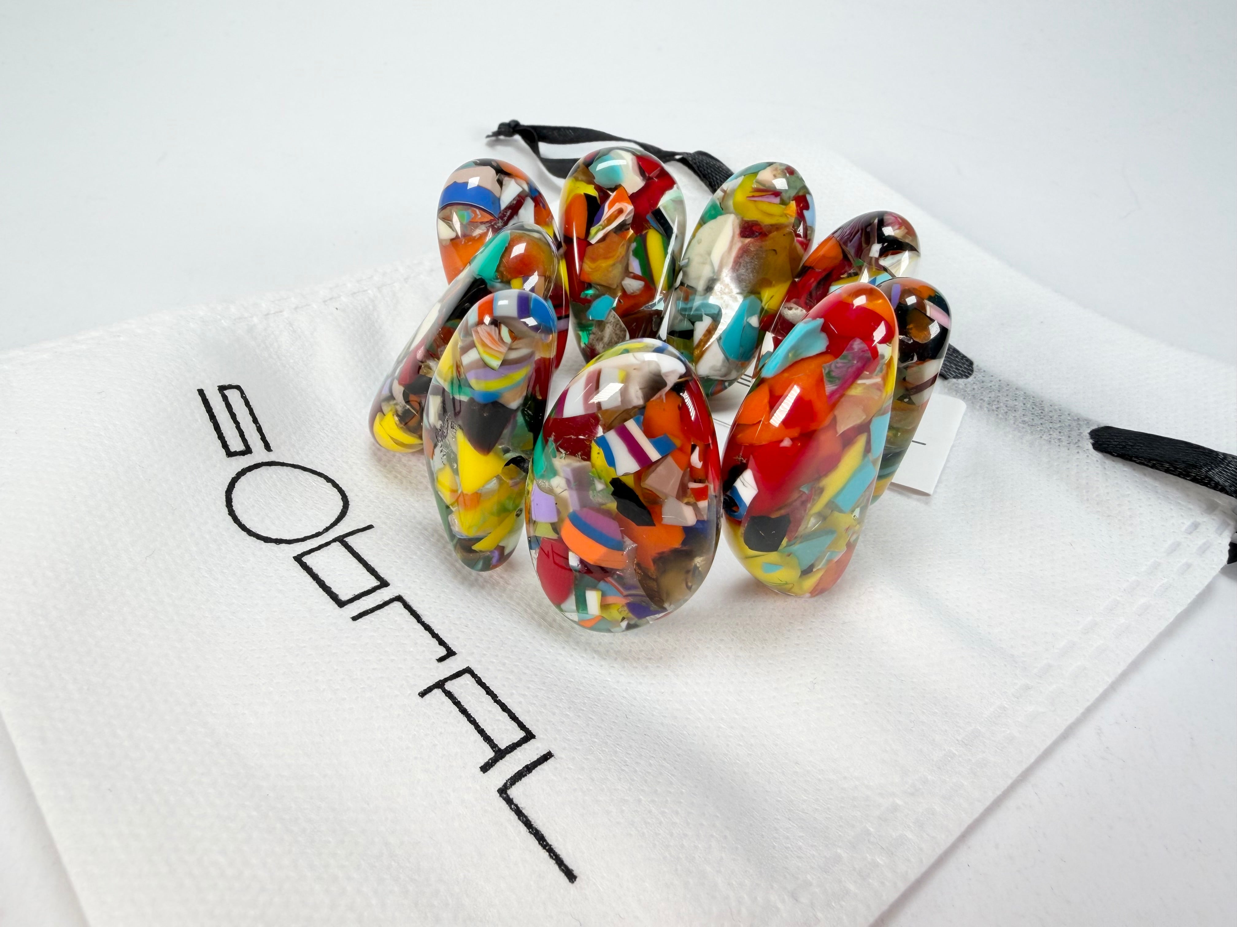 Sobral - Caillou Cristal "Onda" Elasticated Resin Bracelet ( 005329 )
