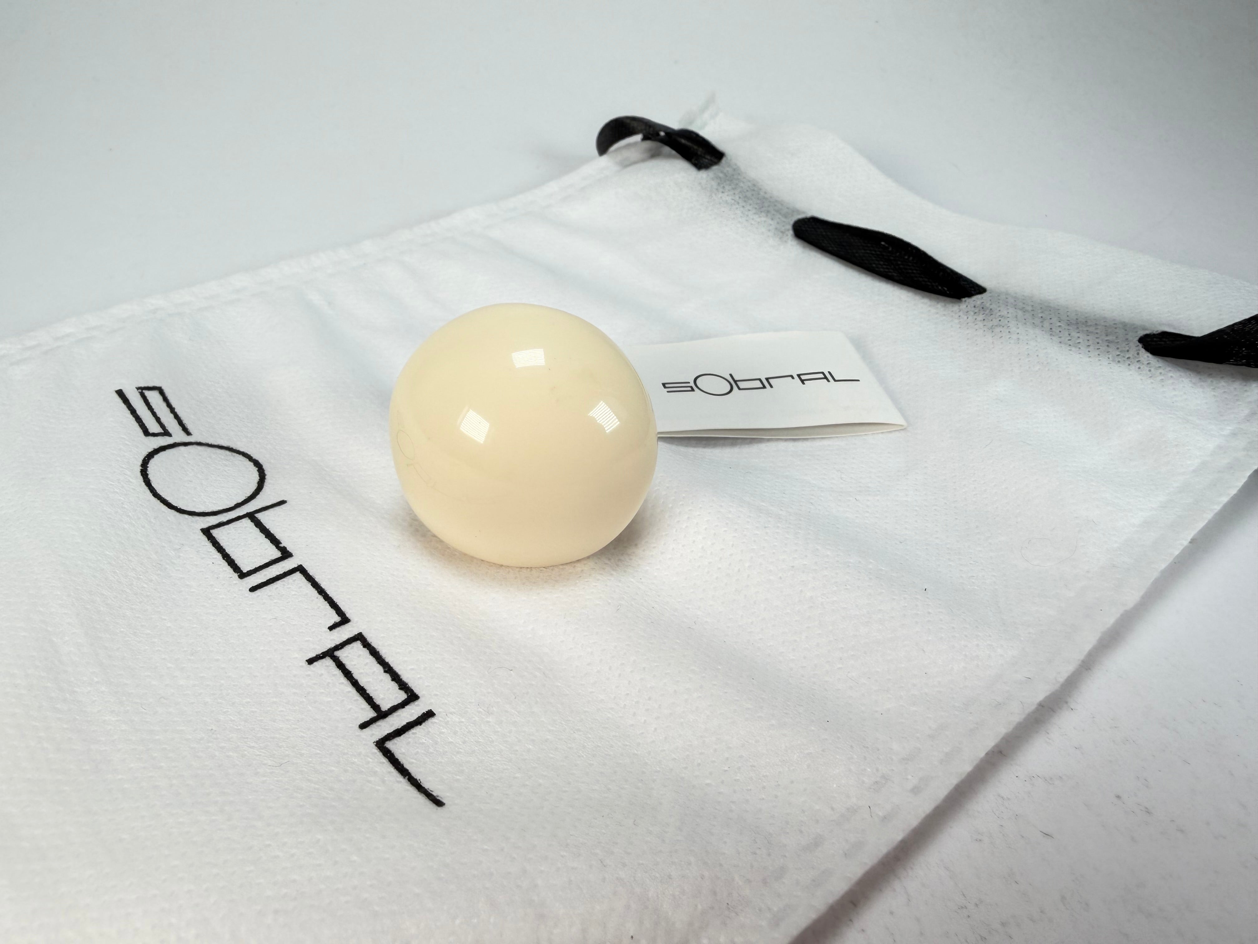 Sobral - Mix 2023 "Sintonia" Marfim Cream Resin Ring ( 003598 ) - Size UK P / US 7.5