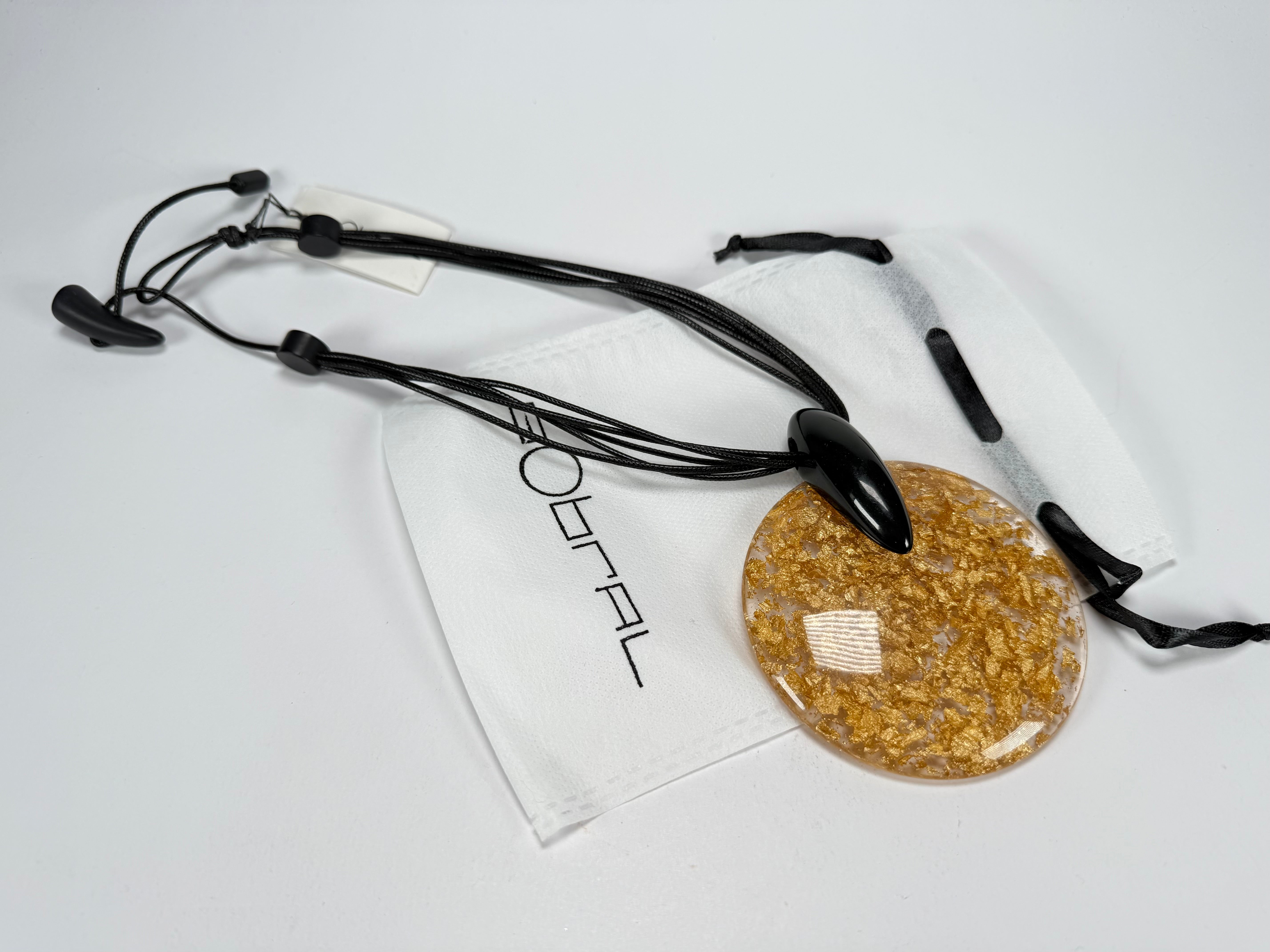 Sobral - Metalique "Eolia Disk" Resin Necklace ( 002858 )