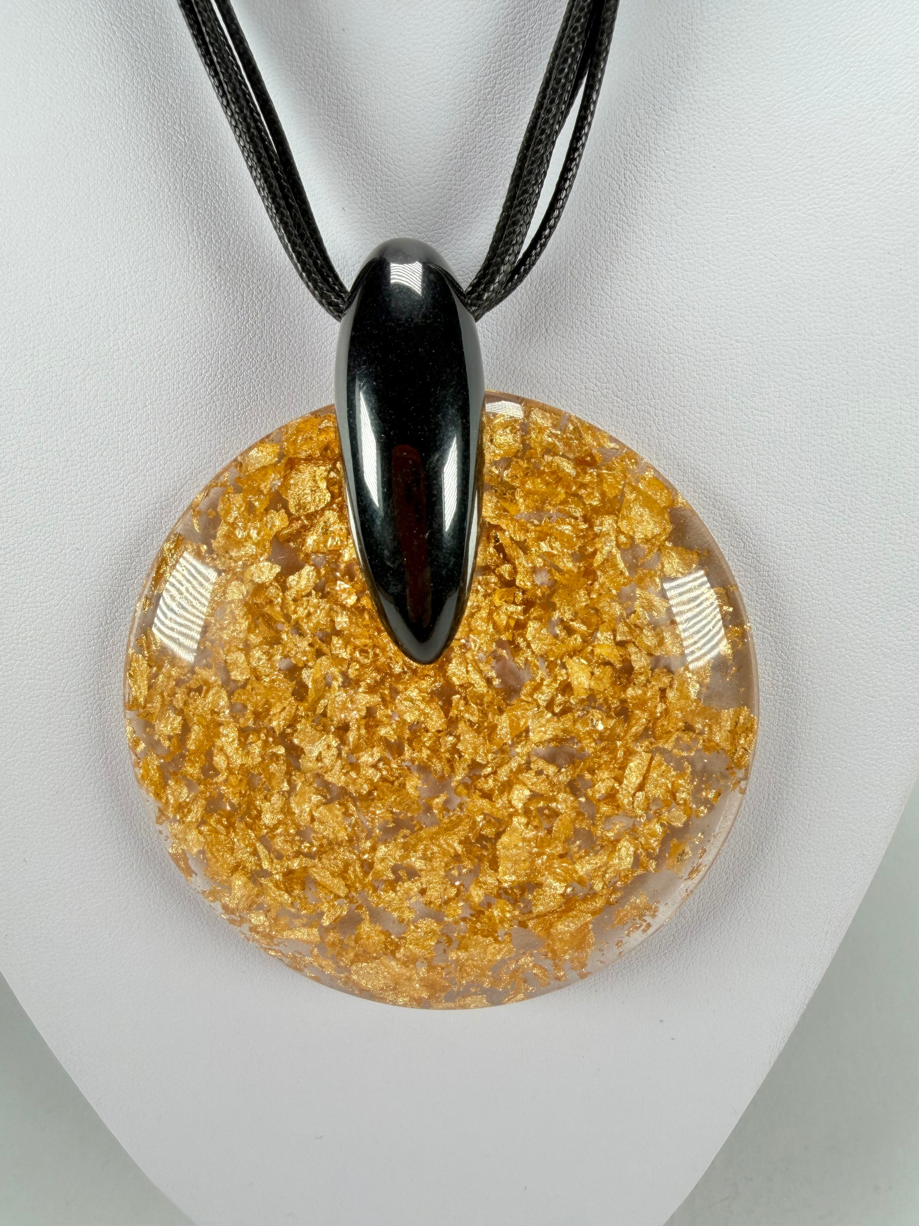 Sobral - Metalique "Eolia Disk" Resin Necklace ( 002858 )