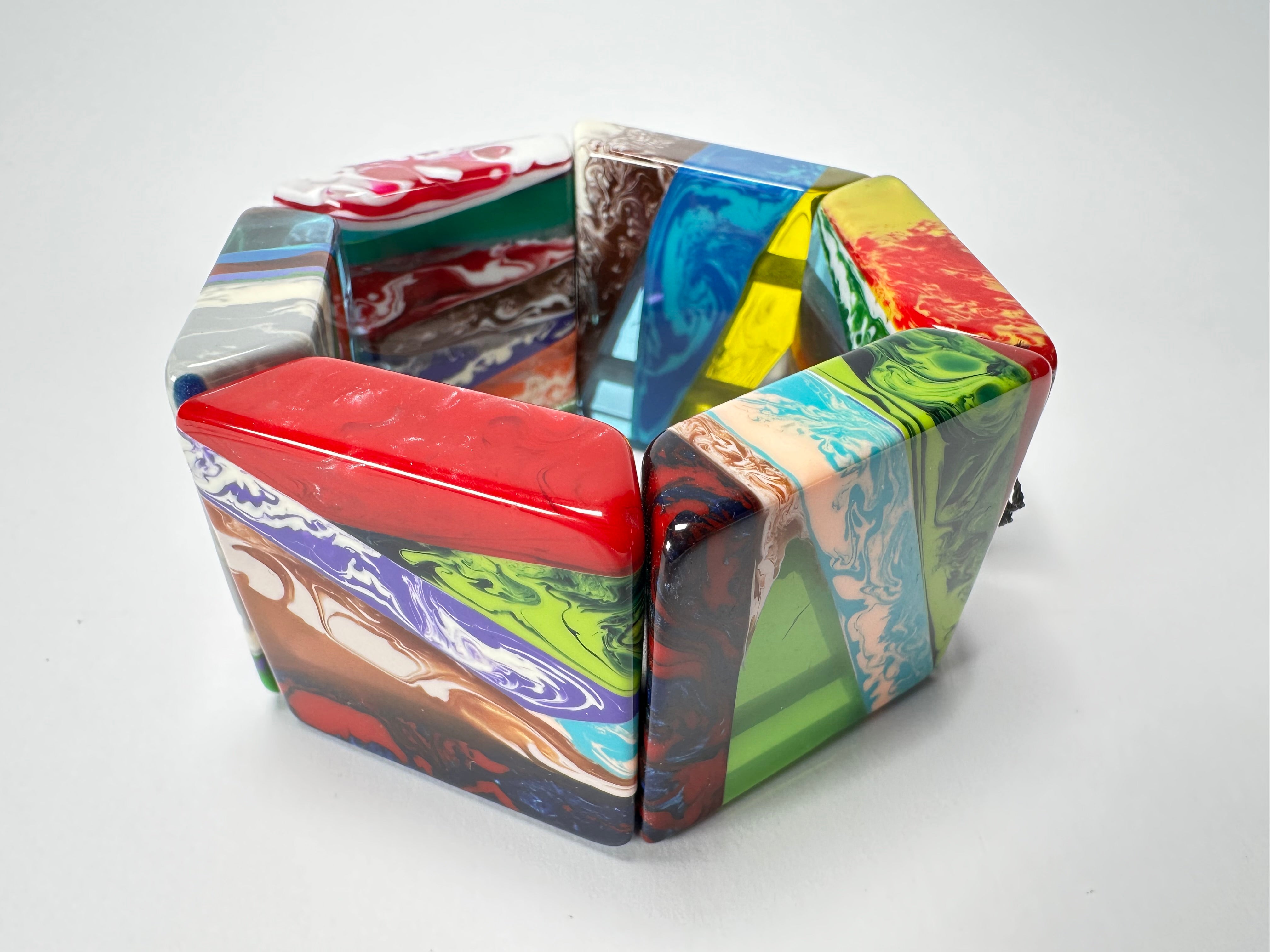 Sobral - Multi-Colour "Mery Onda" Elasticated Resin Bracelet ( 004575 )
