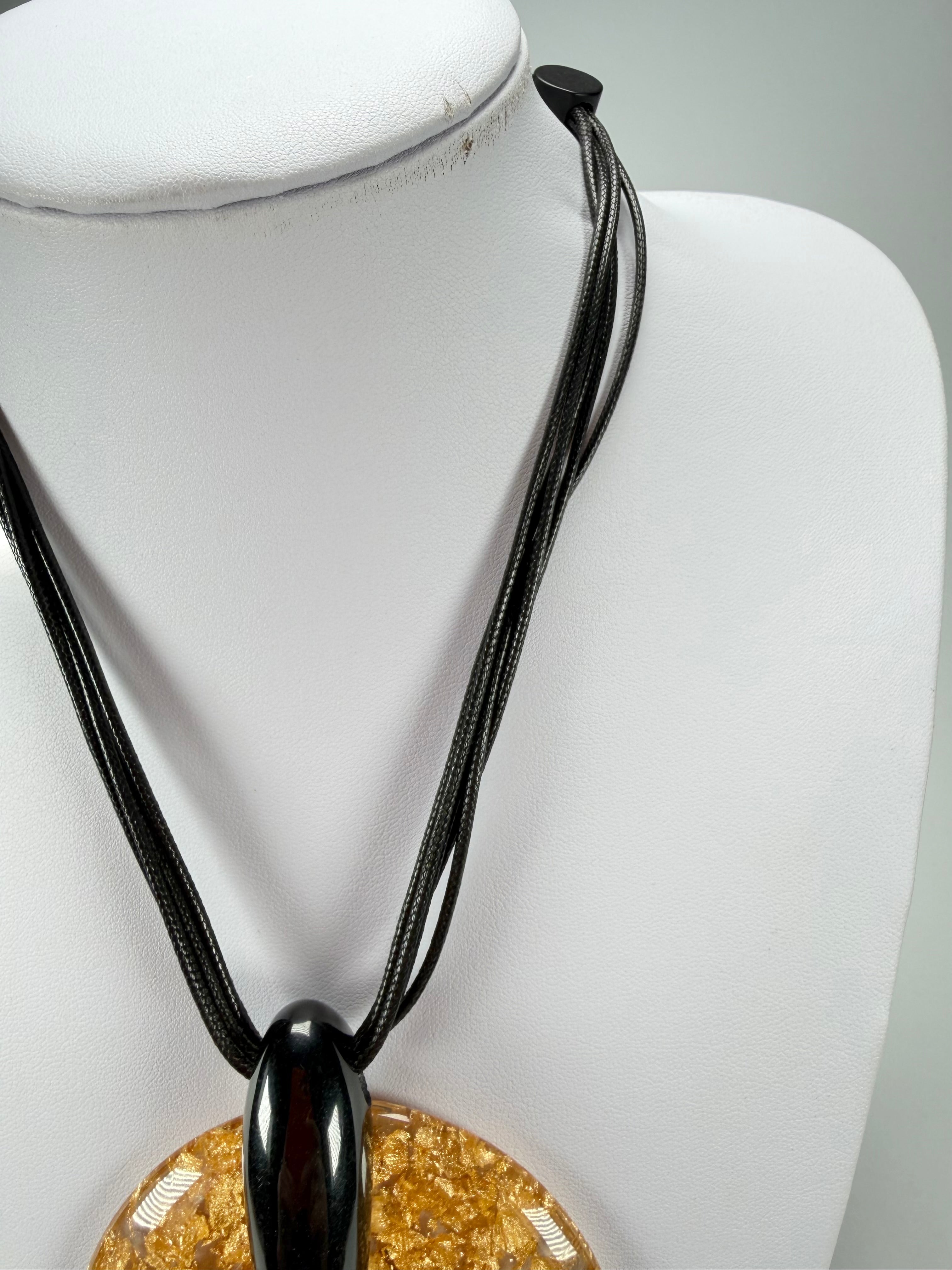 Sobral - Metalique "Eolia Disk" Resin Necklace ( 002858 )