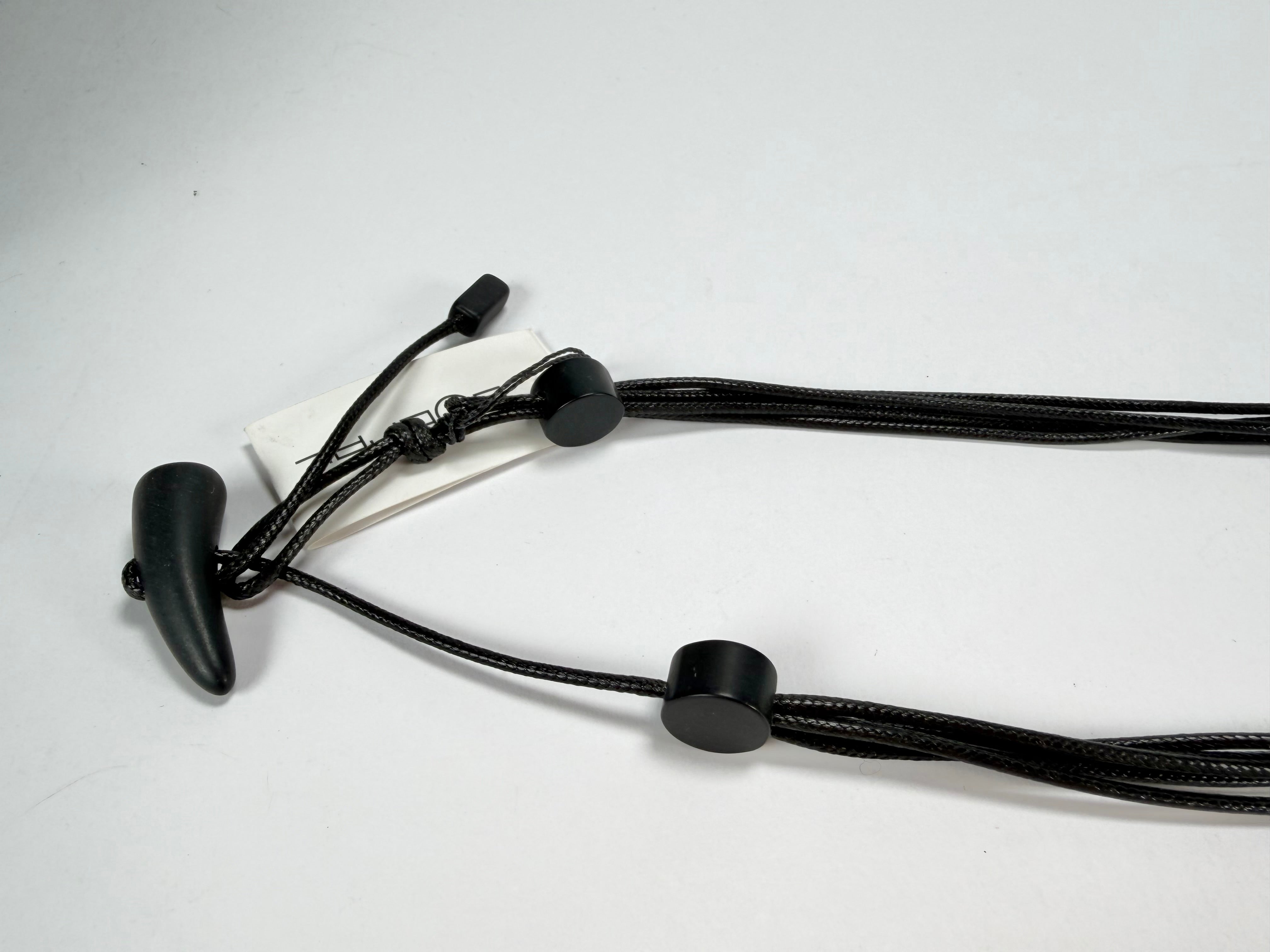 Sobral - Metalique "Eolia Disk" Resin Necklace ( 002858 )