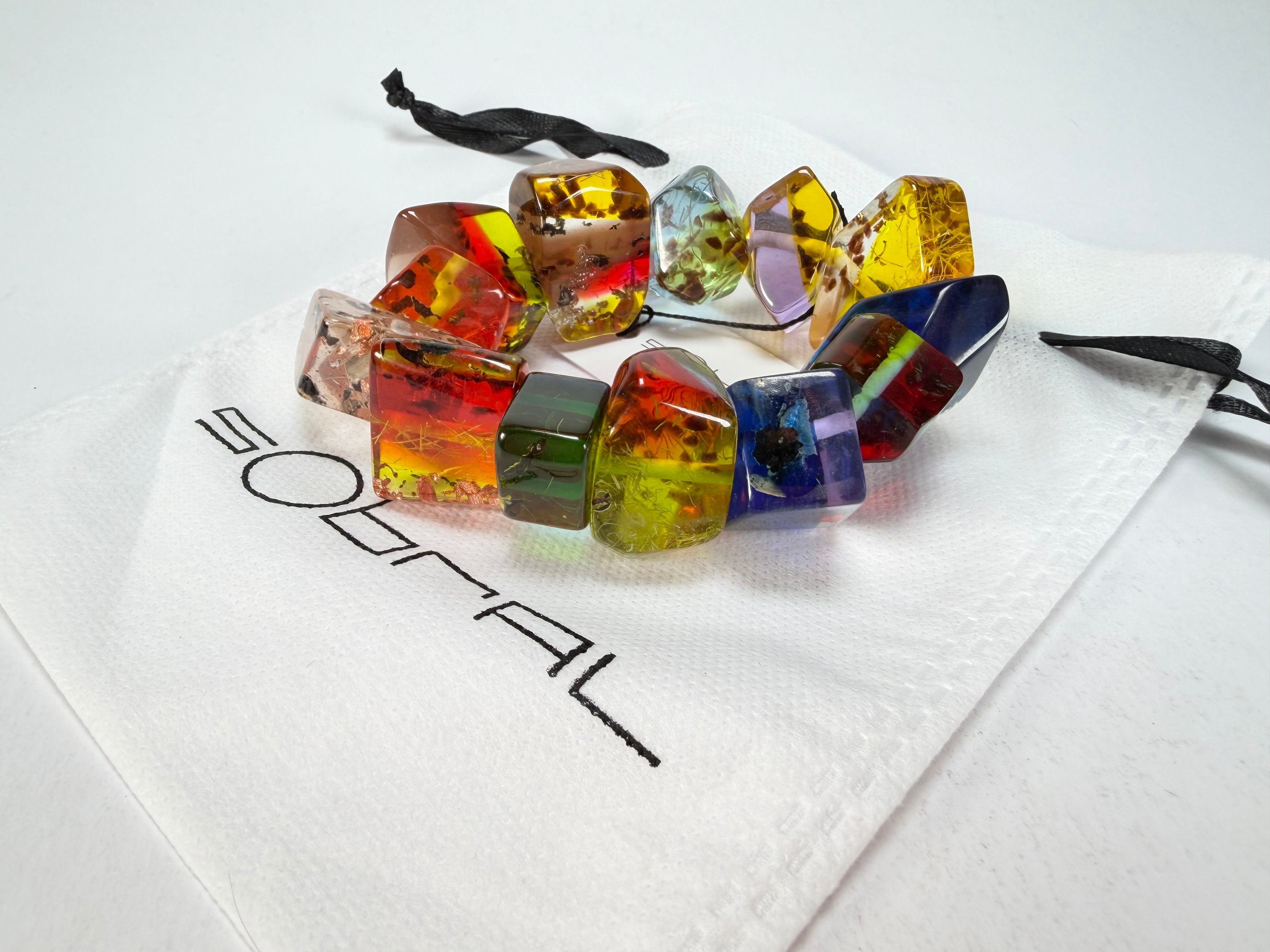 Sobral - Sobralita "Indian-ita" Studio Creation Elasticated Resin Bracelet ( 000000 )