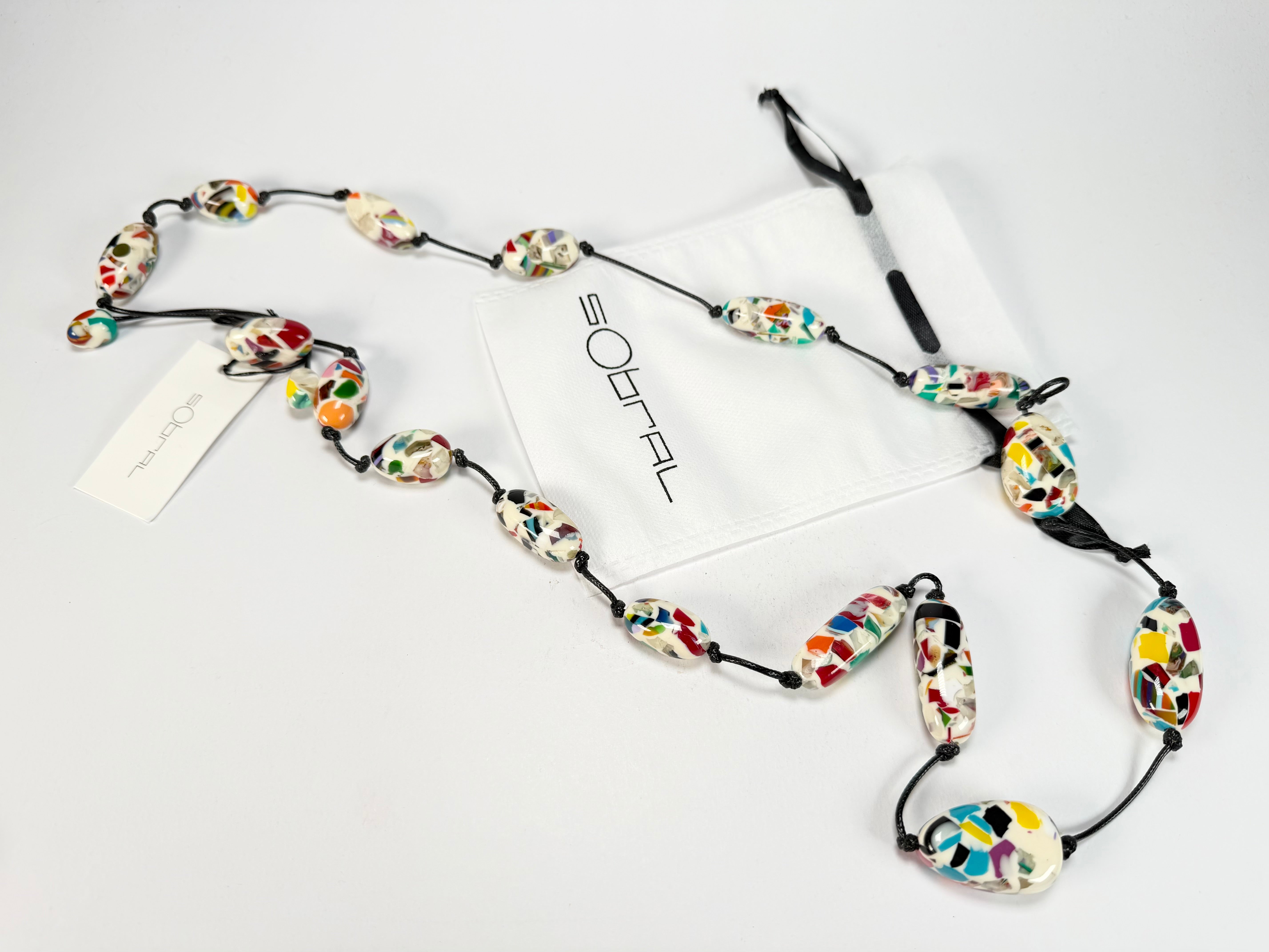 Sobral - Caillou Marfim "Reflexao" Resin Necklace ( 005423 )