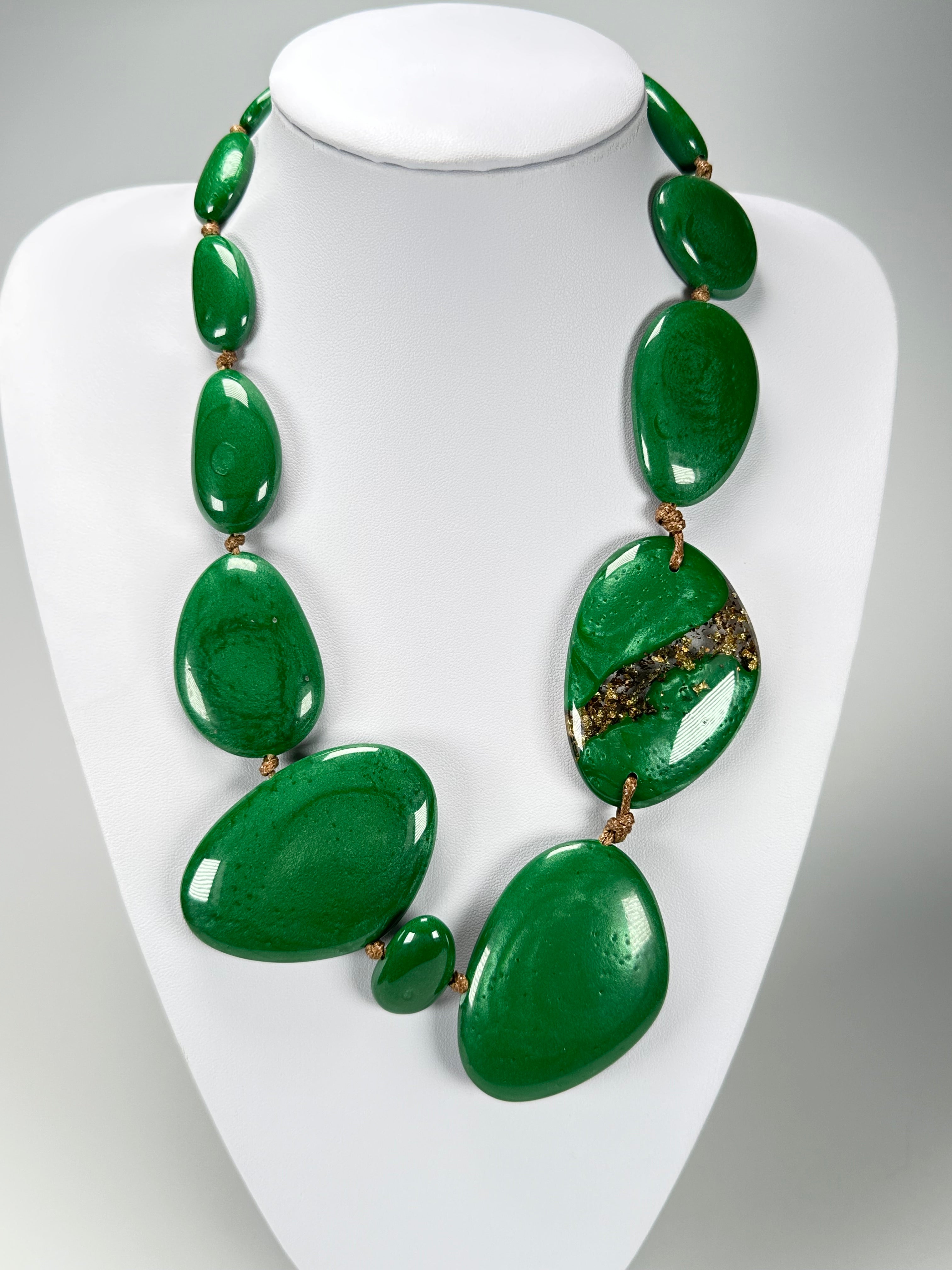 Sobral - Metalique Orlando "Carcassonne" Green Resin Necklace ( 004241 )