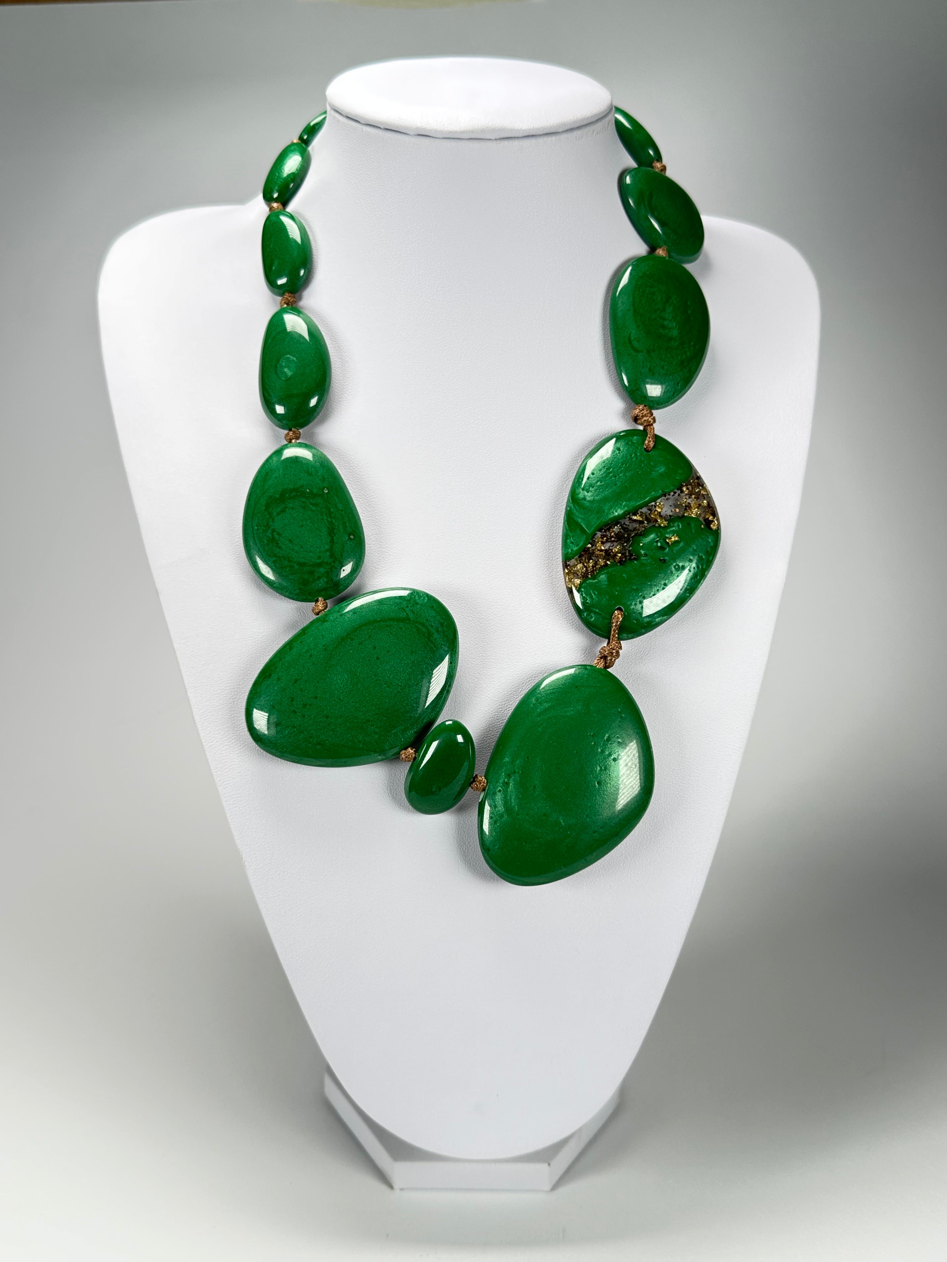 Sobral - Metalique Orlando "Carcassonne" Green Resin Necklace ( 004241 )