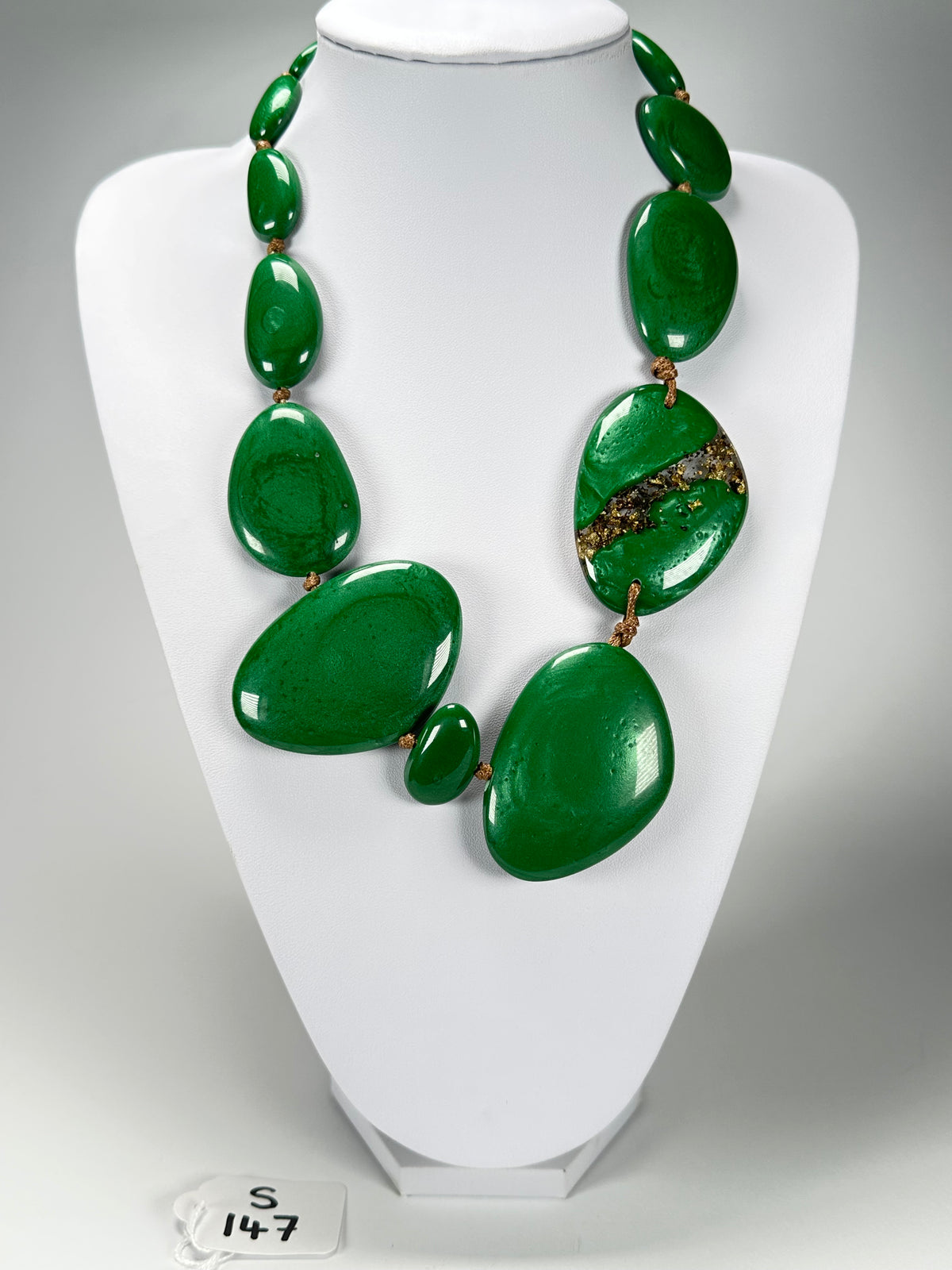 Sobral - Metalique Orlando "Carcassonne" Green Resin Necklace ( 004241 )
