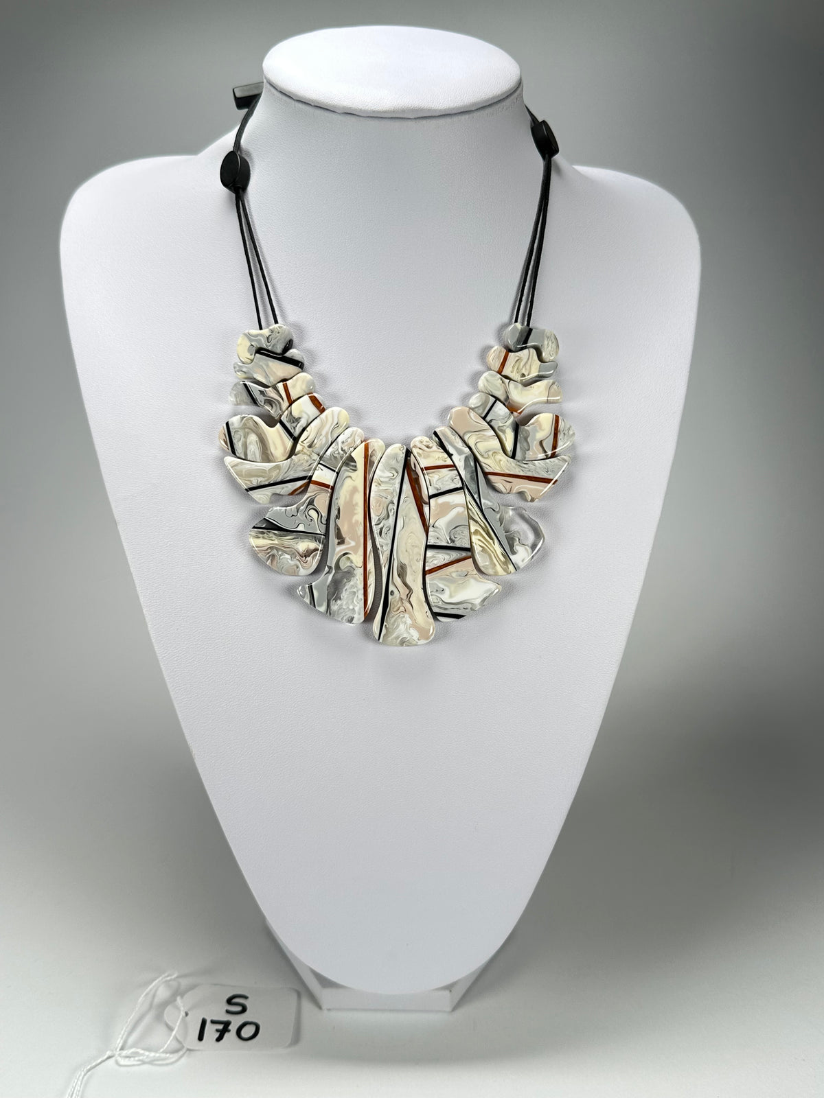 Sobral - Lágrima D'or "Profundo" Resin Necklace ( 005100 )