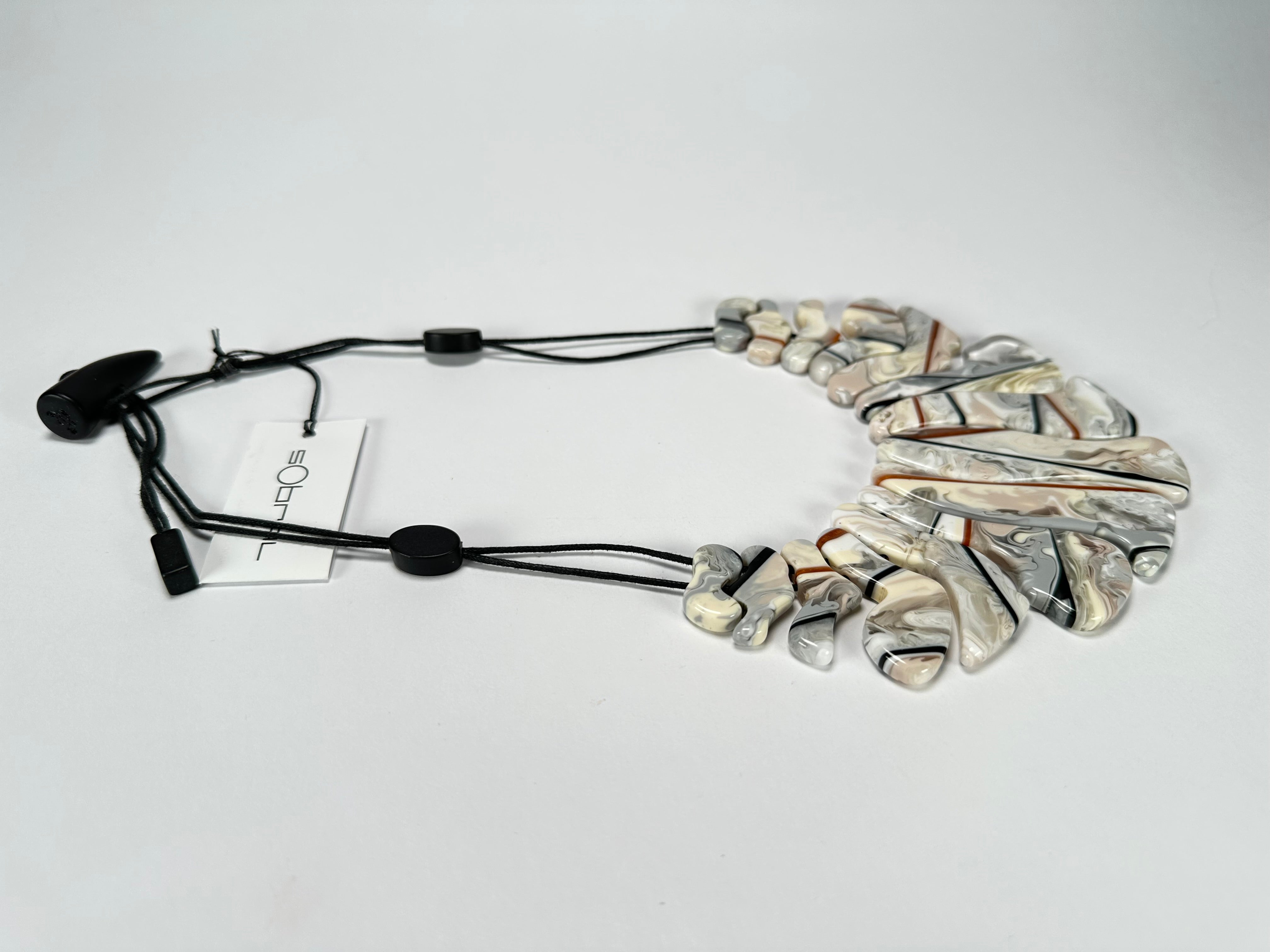 Sobral - Lágrima D'or "Profundo" Resin Necklace ( 005100 )