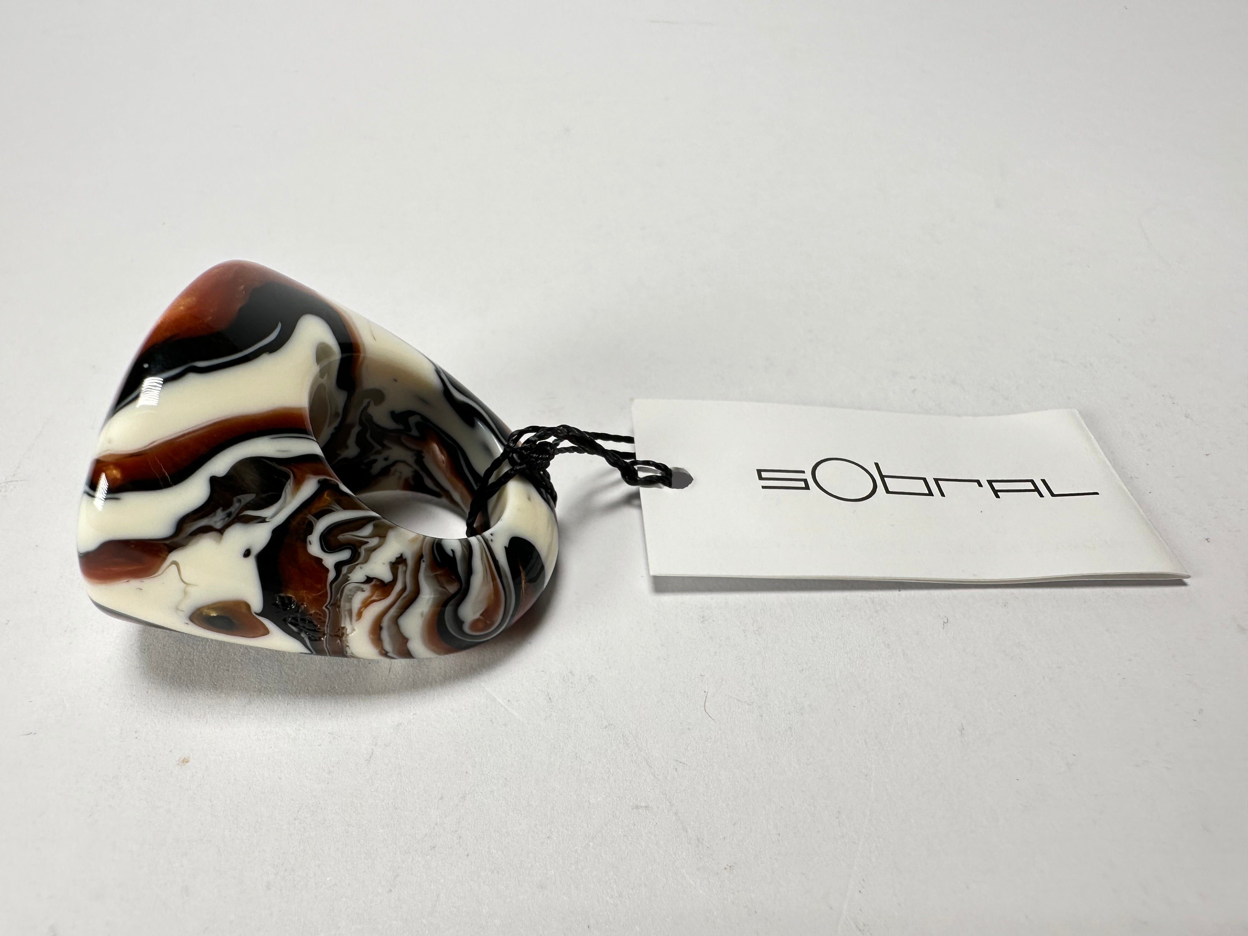 Sobral - Carmelo "Mares" Resin Ring ( 005417 ) - Size UK M / US 6