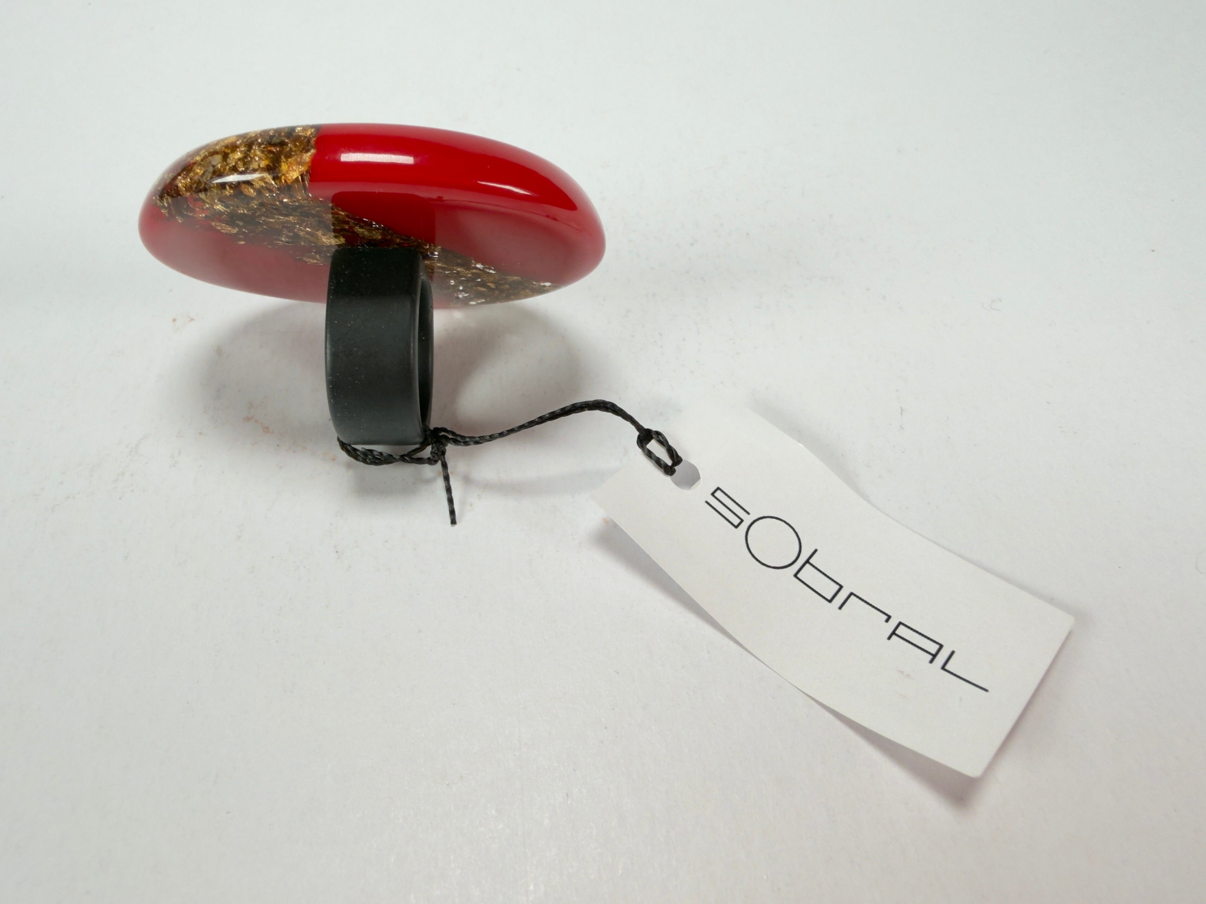 Sobral - Metalique "Munique" Orlando Red Resin Ring ( 005145 ) - Size UK M / US 6