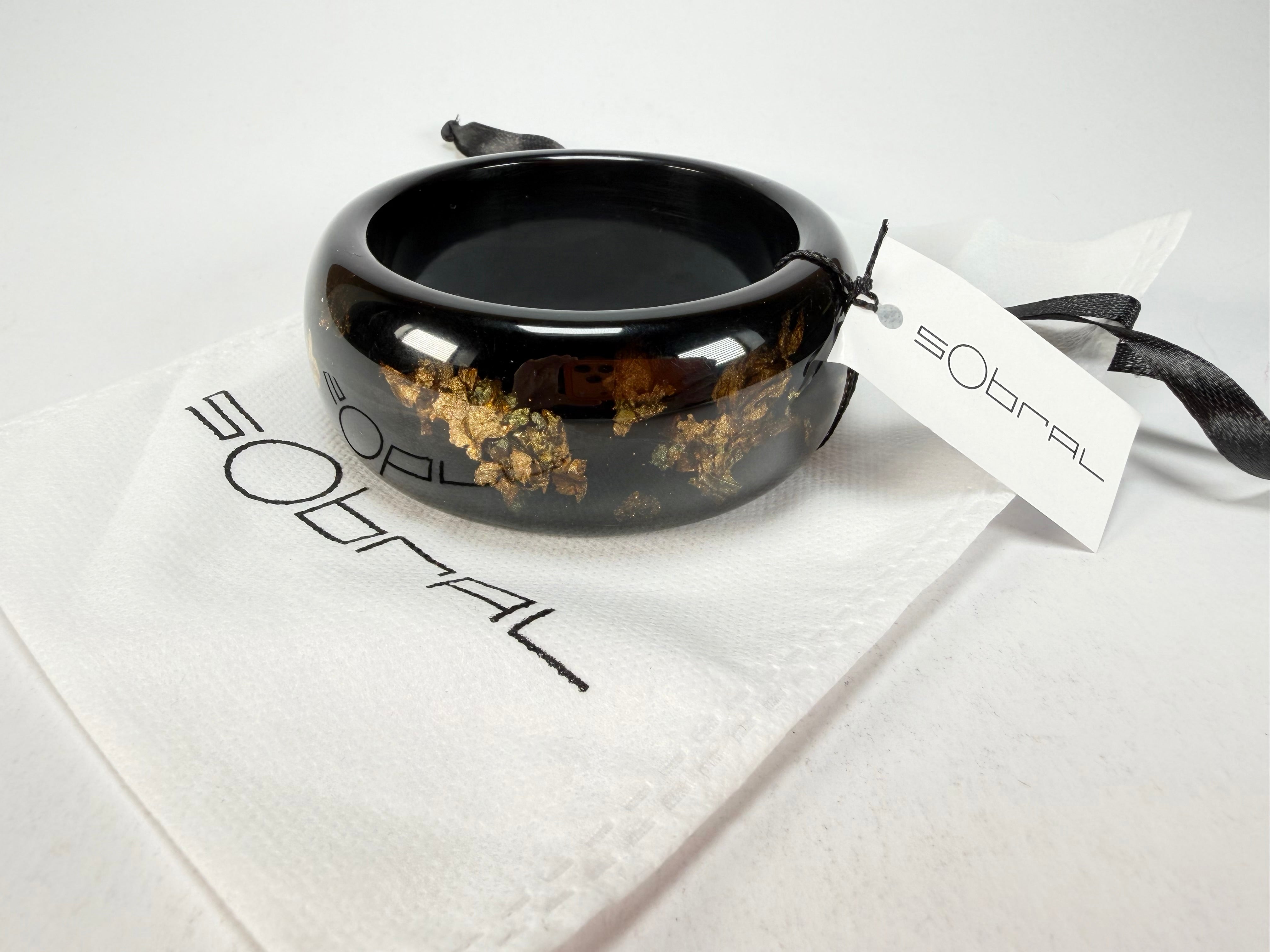 Sobral - Metalique Orlando "PB34" Black & Gold Resin Solid Bangle ( 000000 )