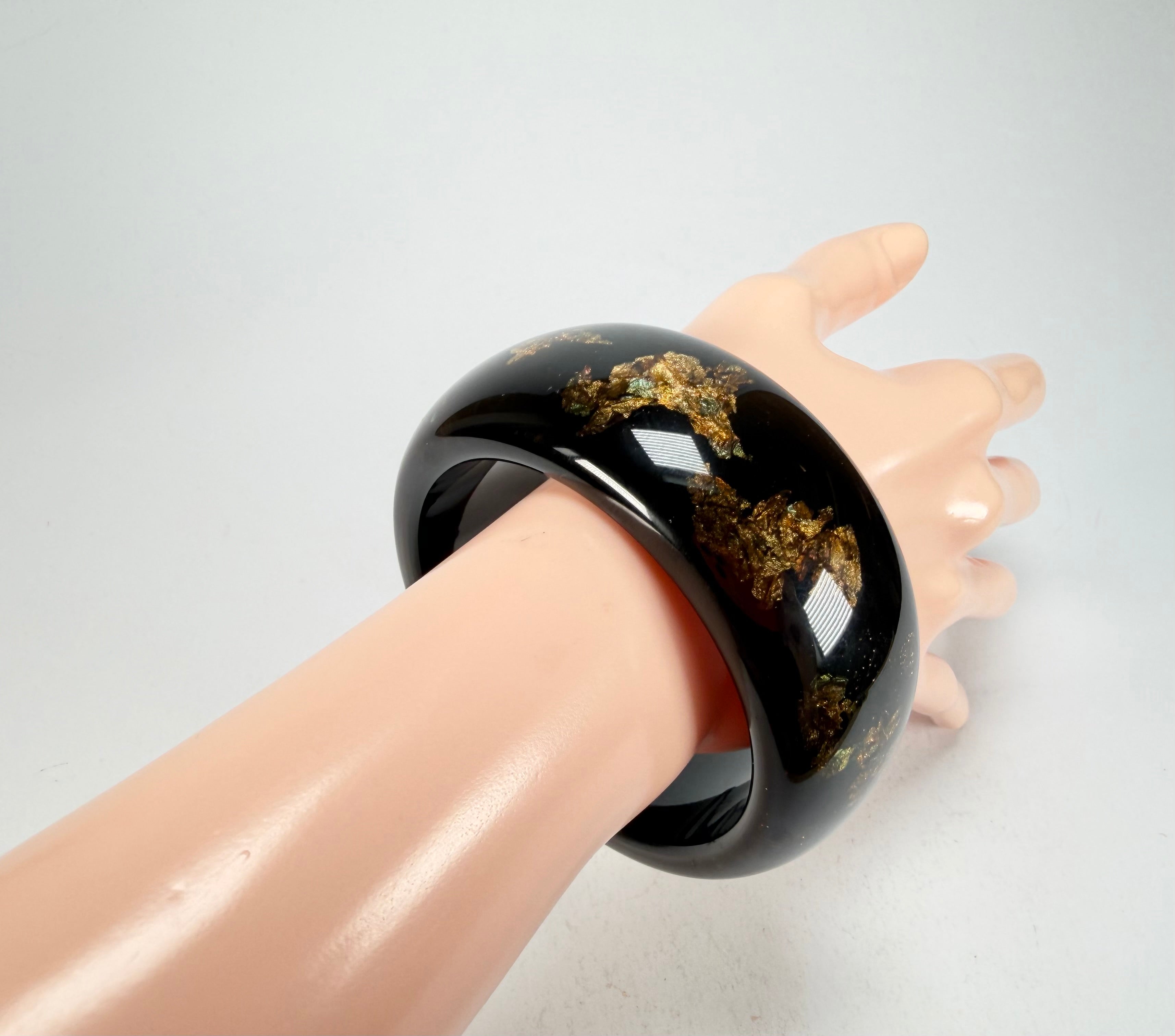 Sobral - Metalique Orlando "PB34" Black & Gold Resin Solid Bangle ( 000000 )