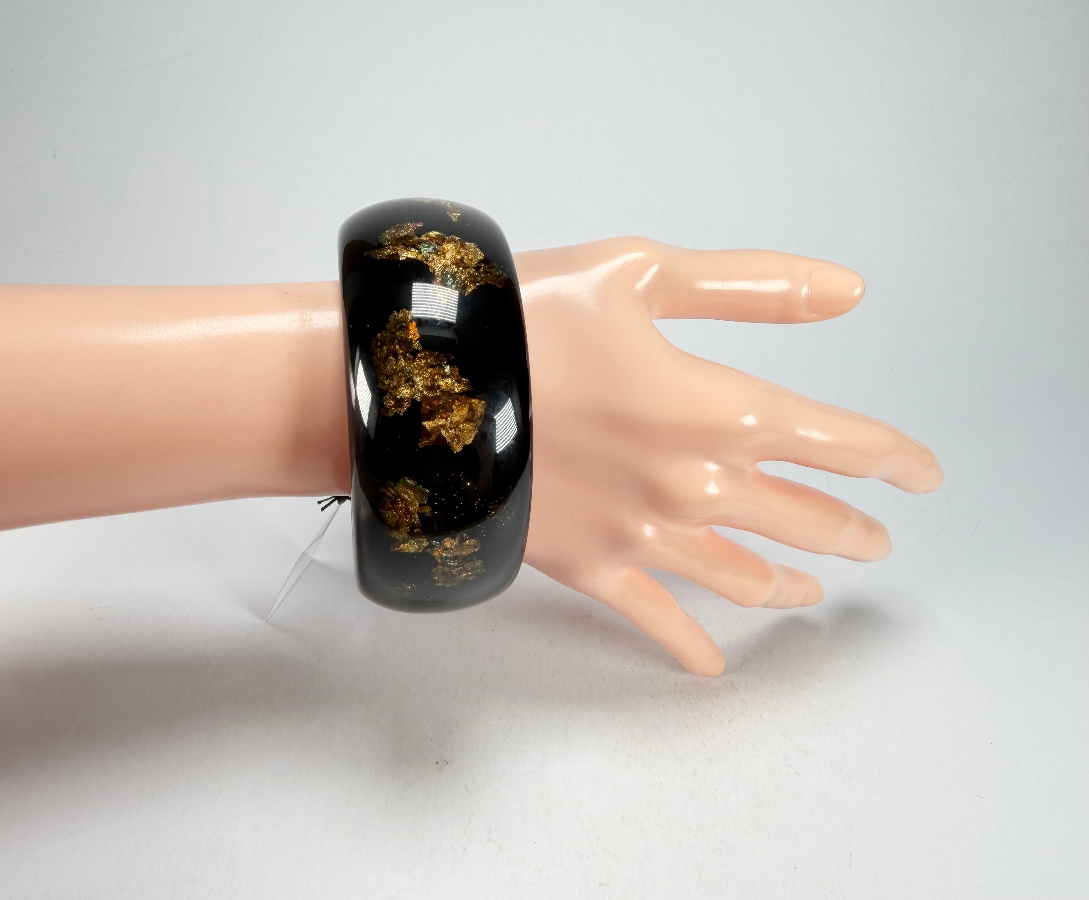 Sobral - Metalique Orlando "PB34" Black & Gold Resin Solid Bangle ( 000000 )