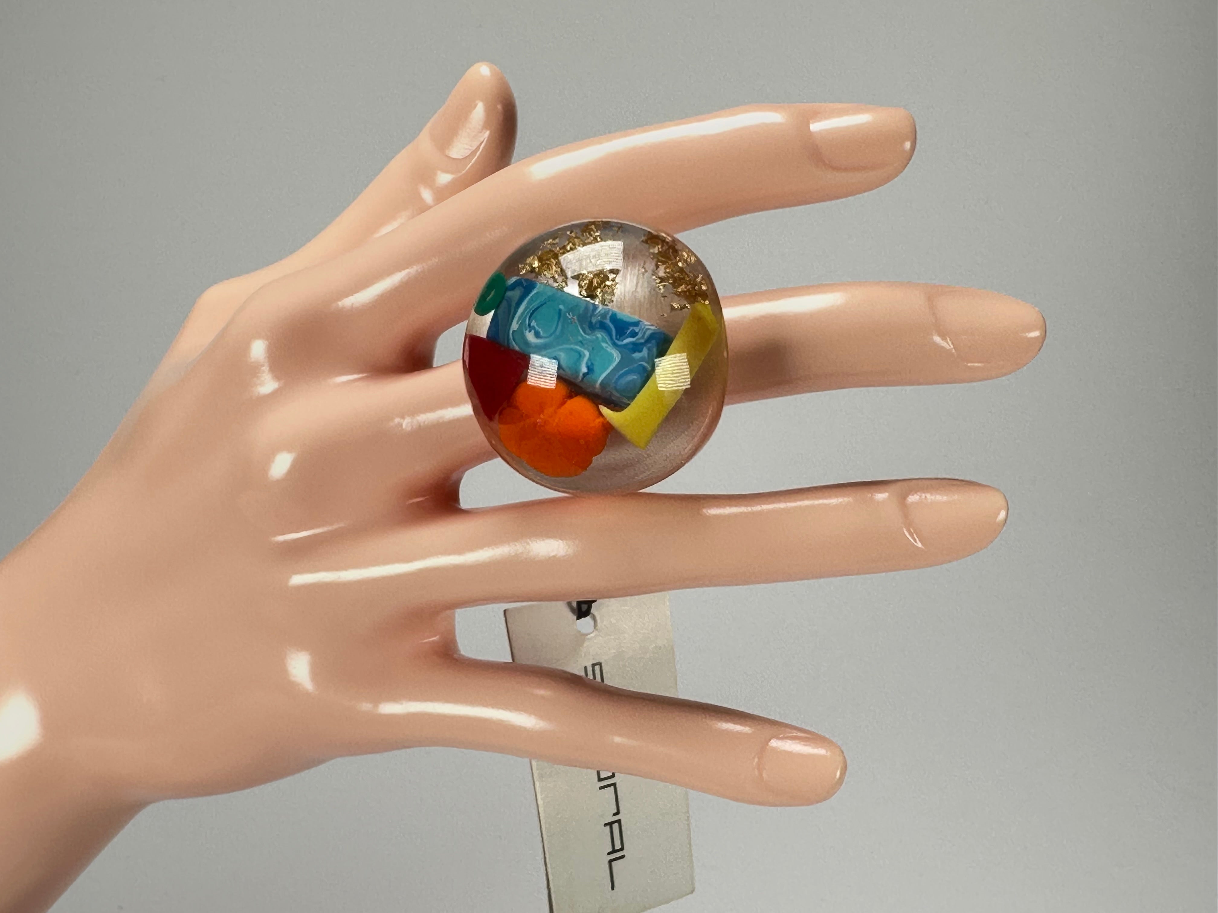 Sobral - Past Present "Corcovado" Resin Ring ( 003259 ) - Size UK Q / US 8