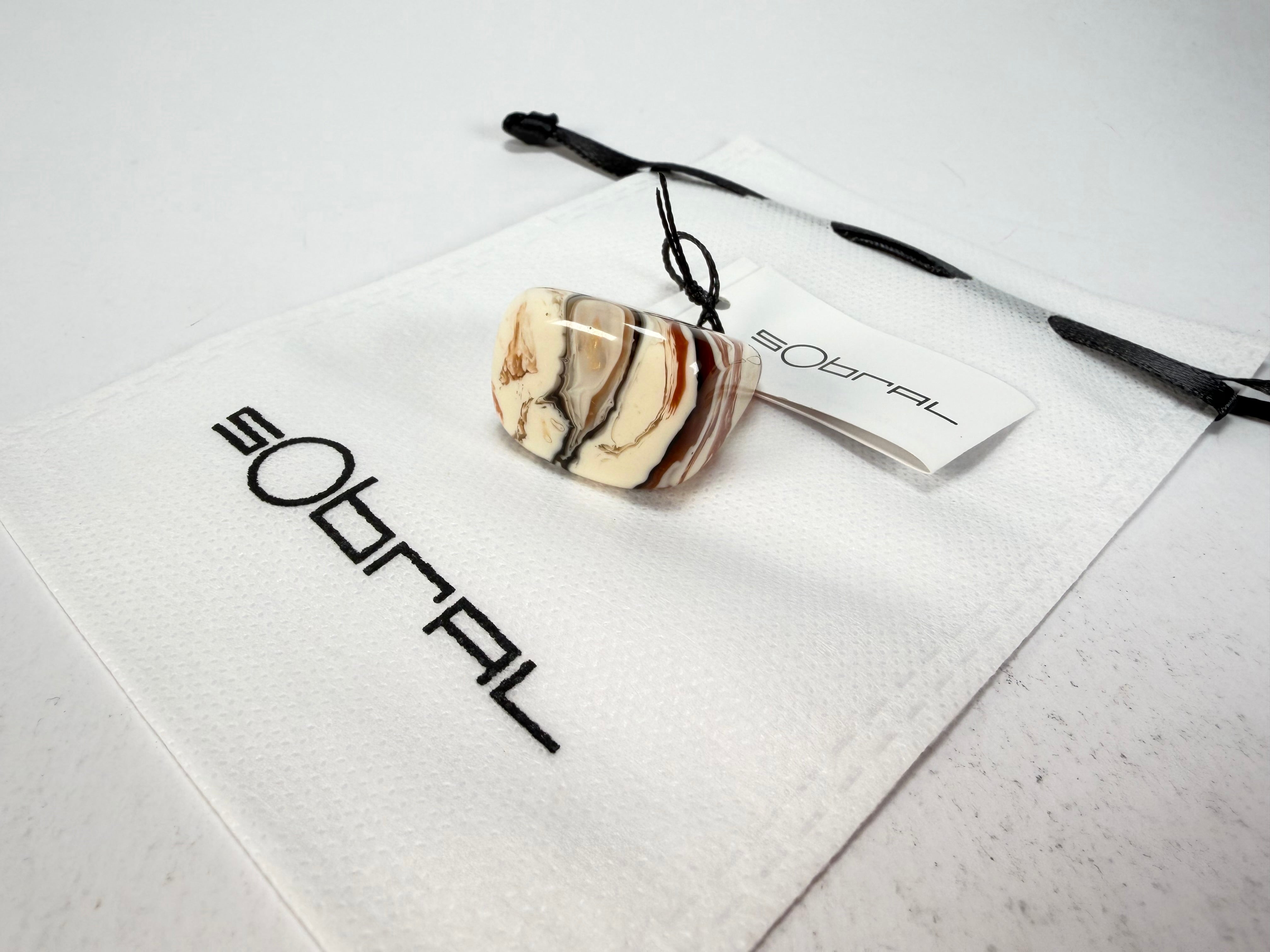 Sobral - Carmelo "Wave" Resin Ring ( 005325 ) - Size UK N / US 7