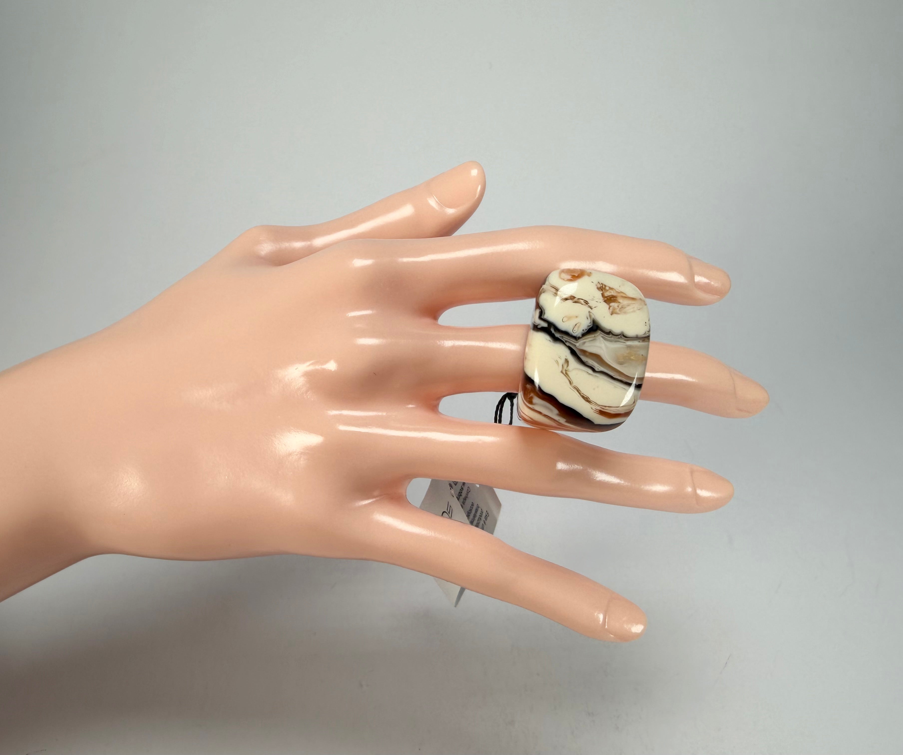 Sobral - Carmelo "Wave" Resin Ring ( 005325 ) - Size UK N / US 7
