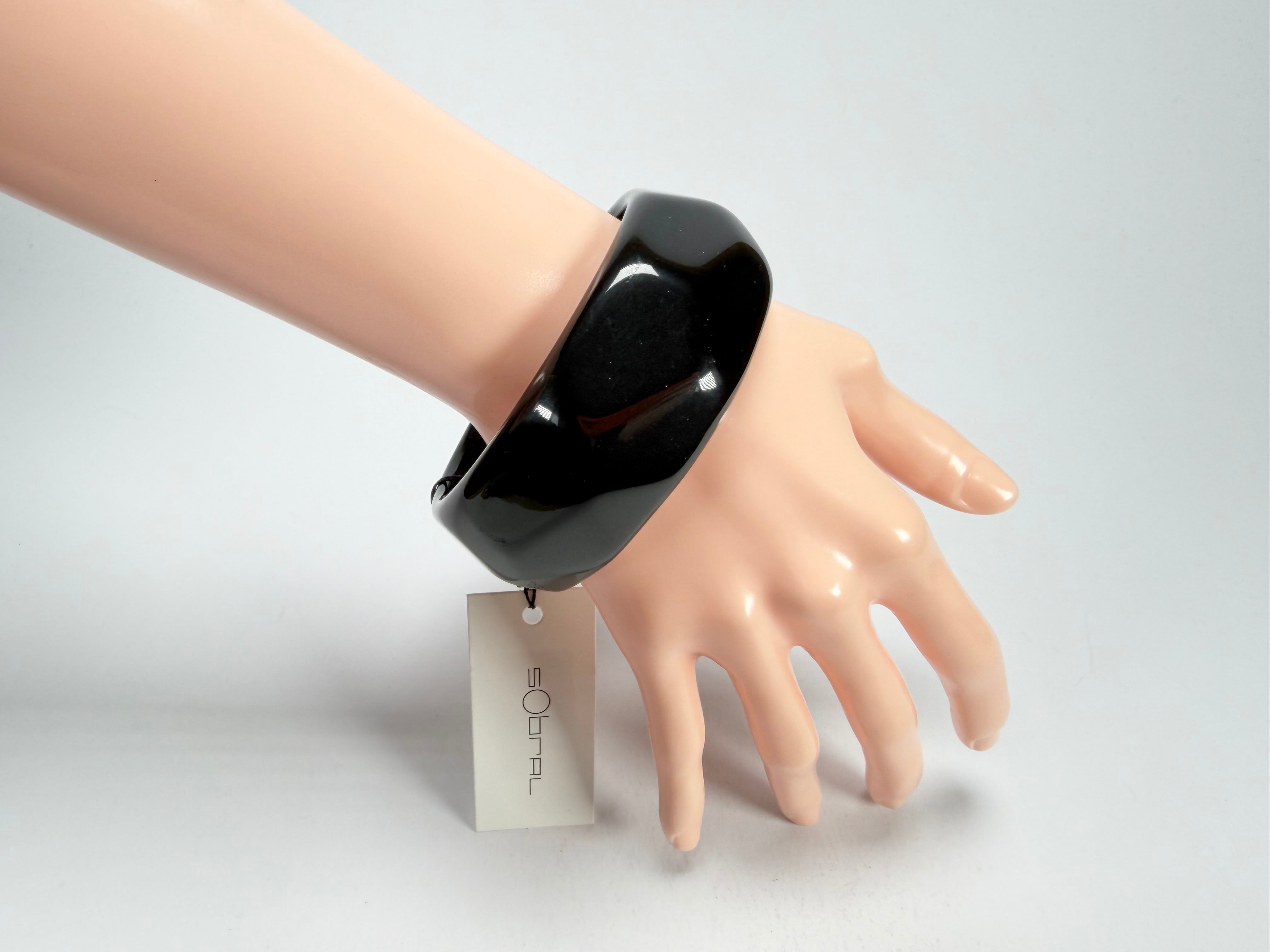 Sobral - Metalique Orlando "Técnica PB34" Black Resin Solid Bangle ( 004102 )