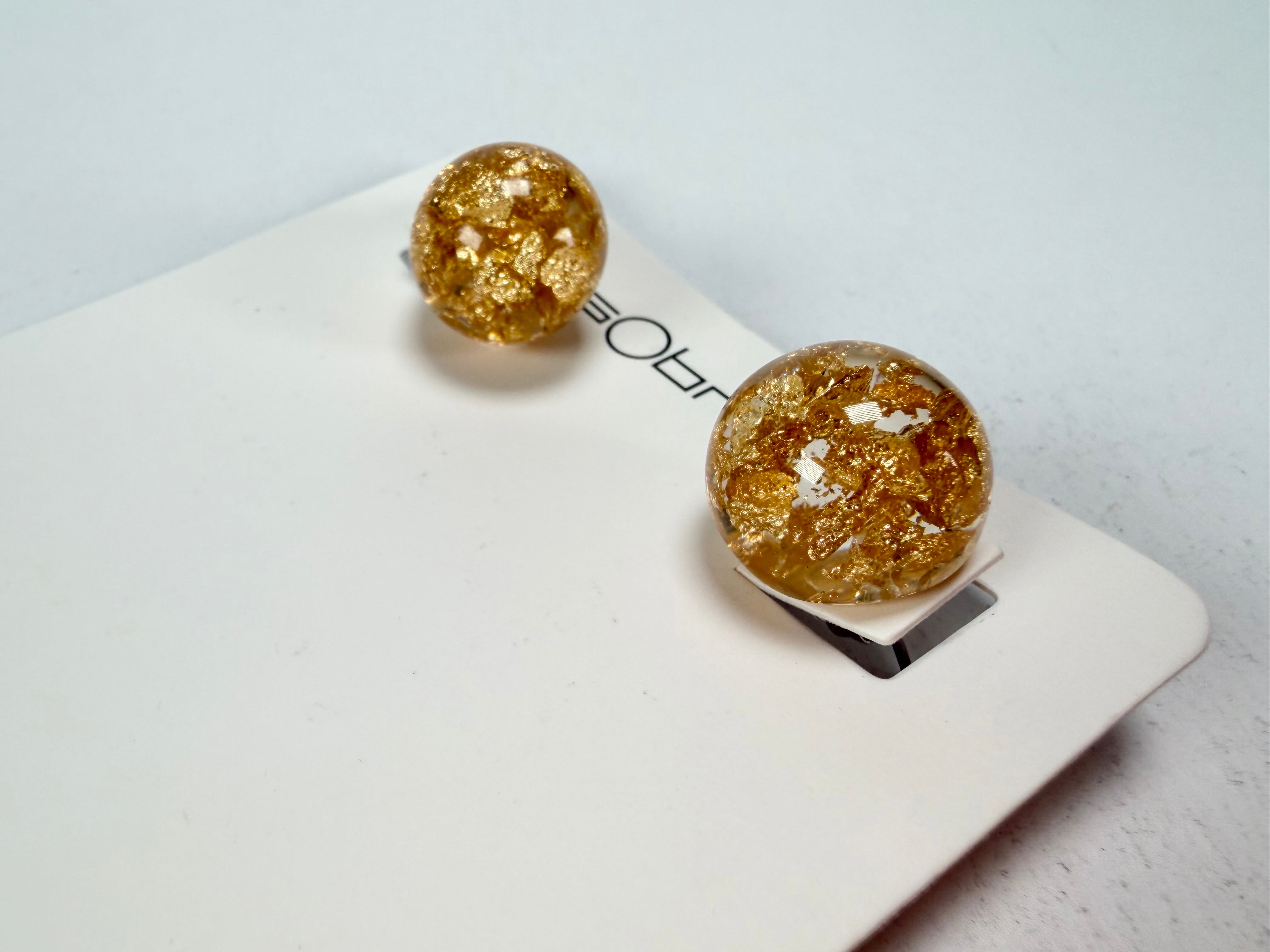 Sobral - Metalique "Eolia" Resin Earrings ( 002835 )