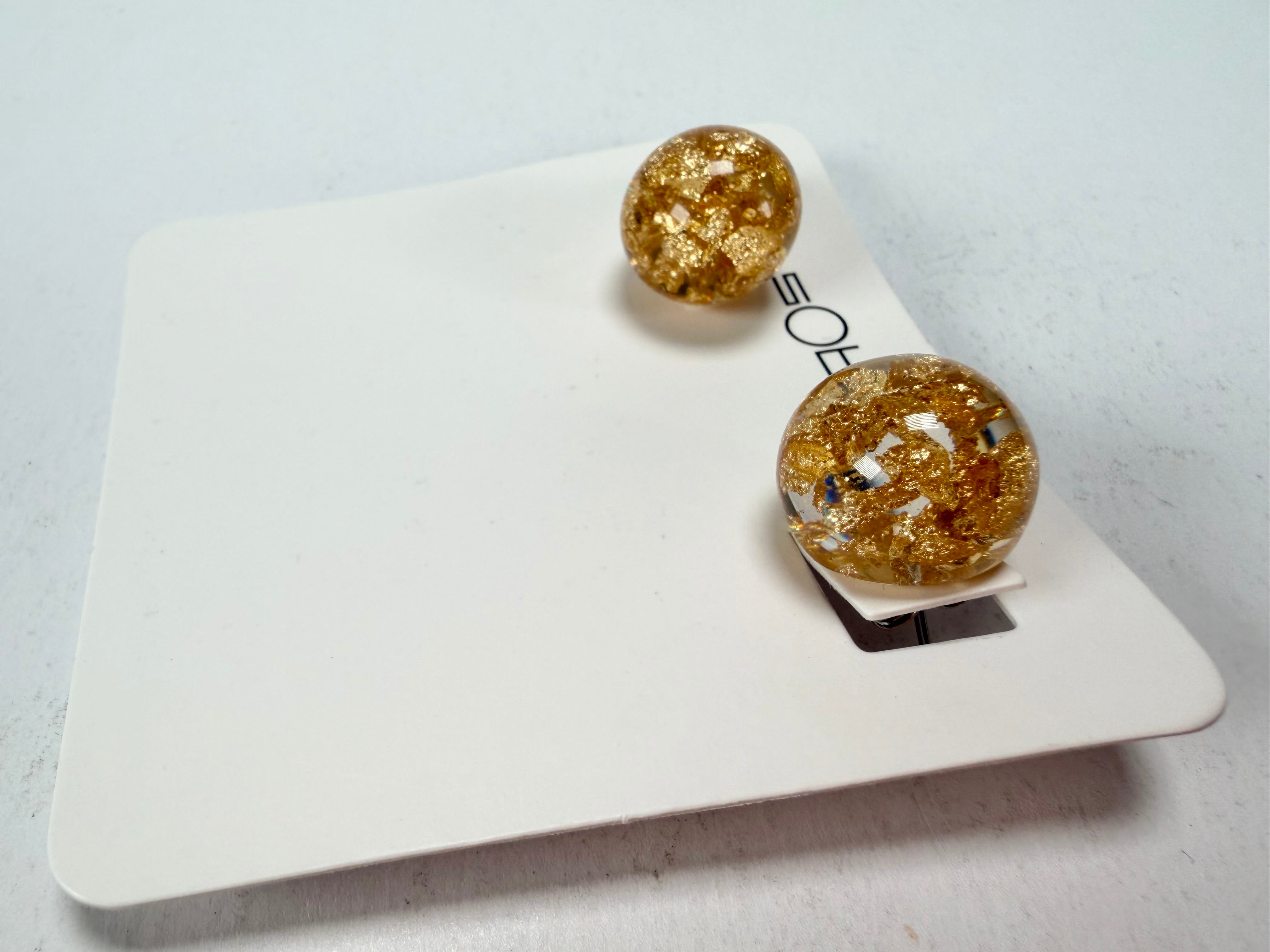 Sobral - Metalique "Eolia" Resin Earrings ( 002835 )