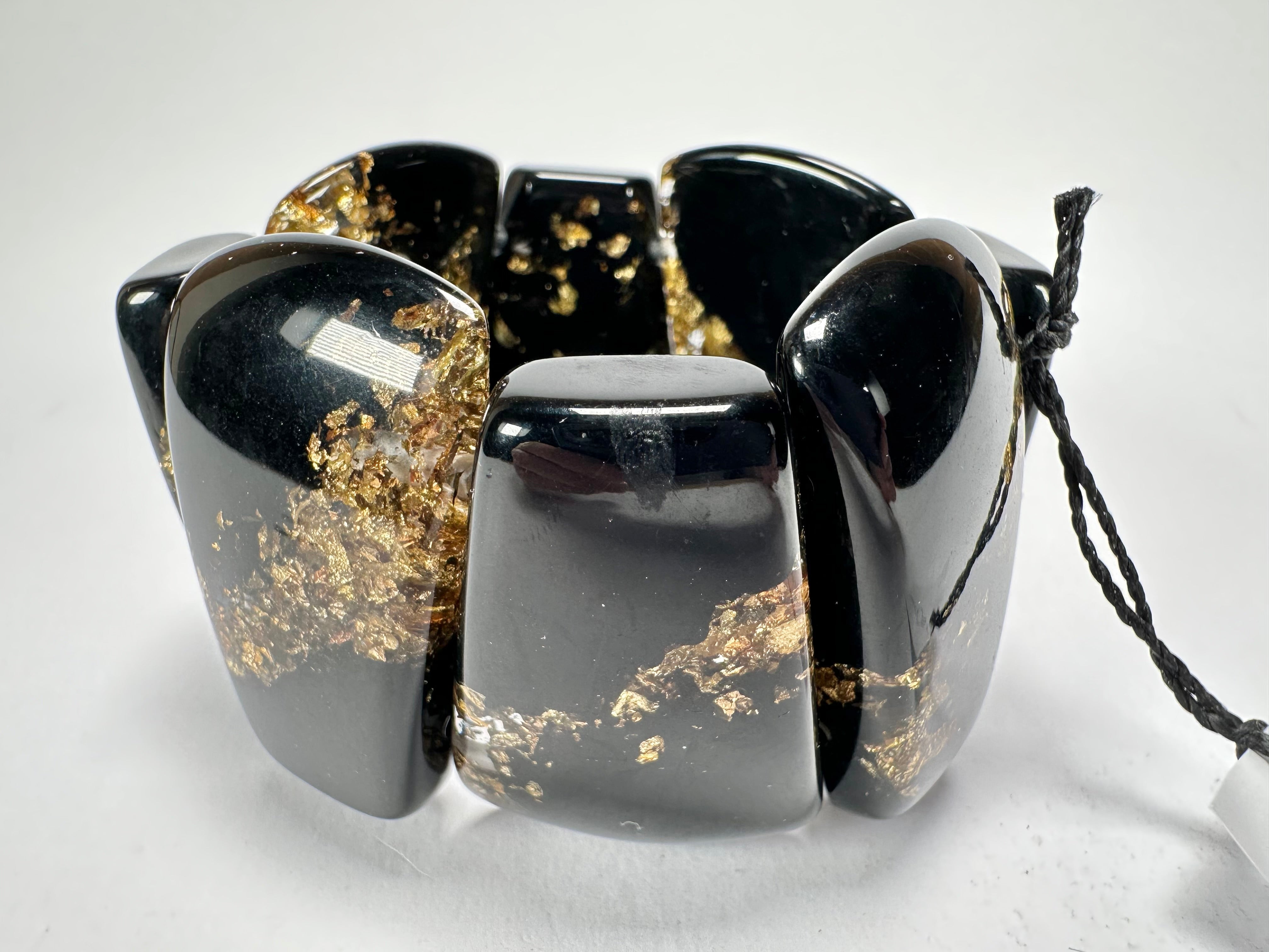 Sobral - Metalique "Rimla" Black & Gold Elasticated Resin Bracelet ( 004498 )