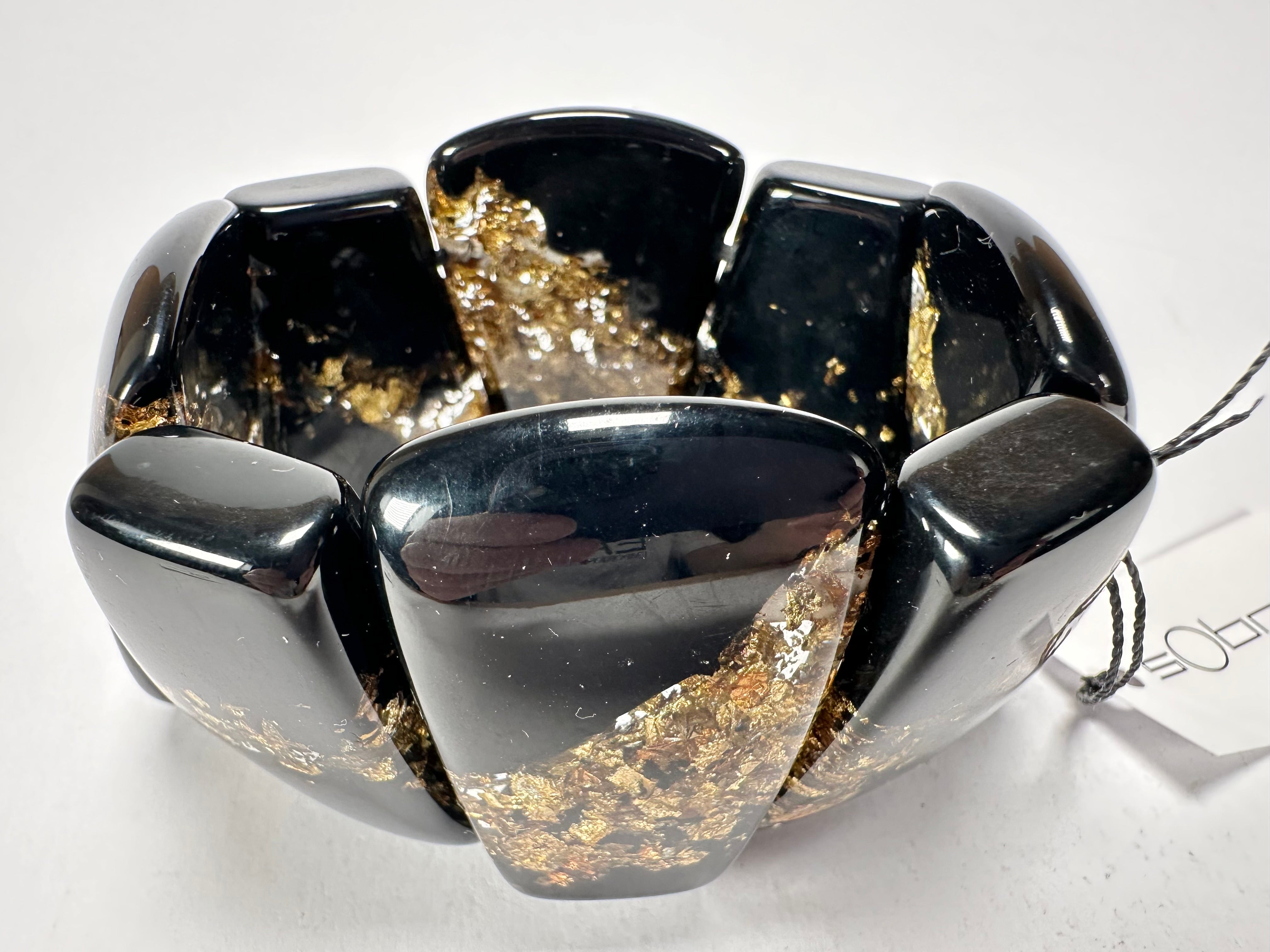 Sobral - Metalique "Rimla" Black & Gold Elasticated Resin Bracelet ( 004498 )