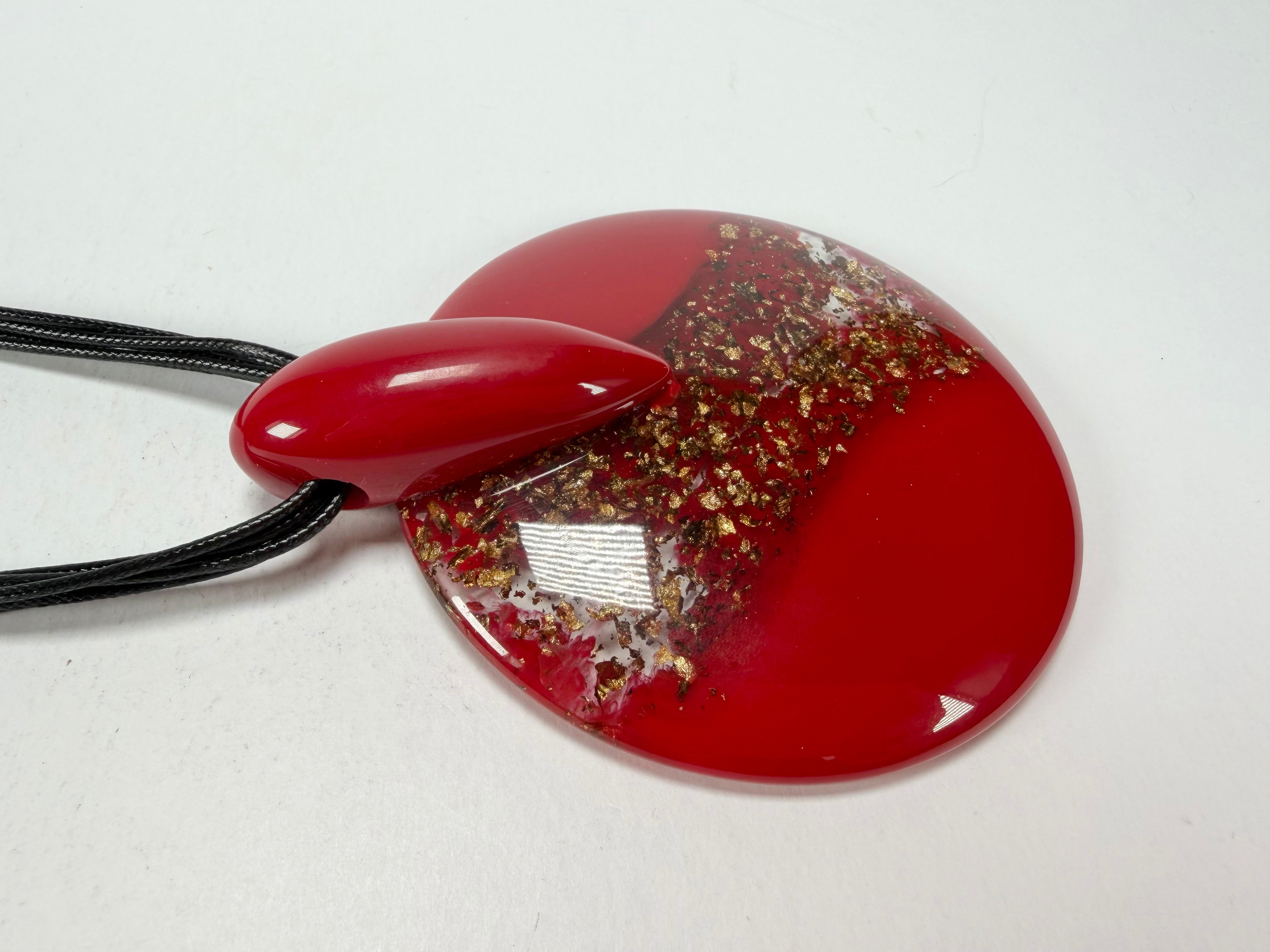 Sobral - Metalique Orlando "Eolia" Red Resin Necklace ( 002858 )