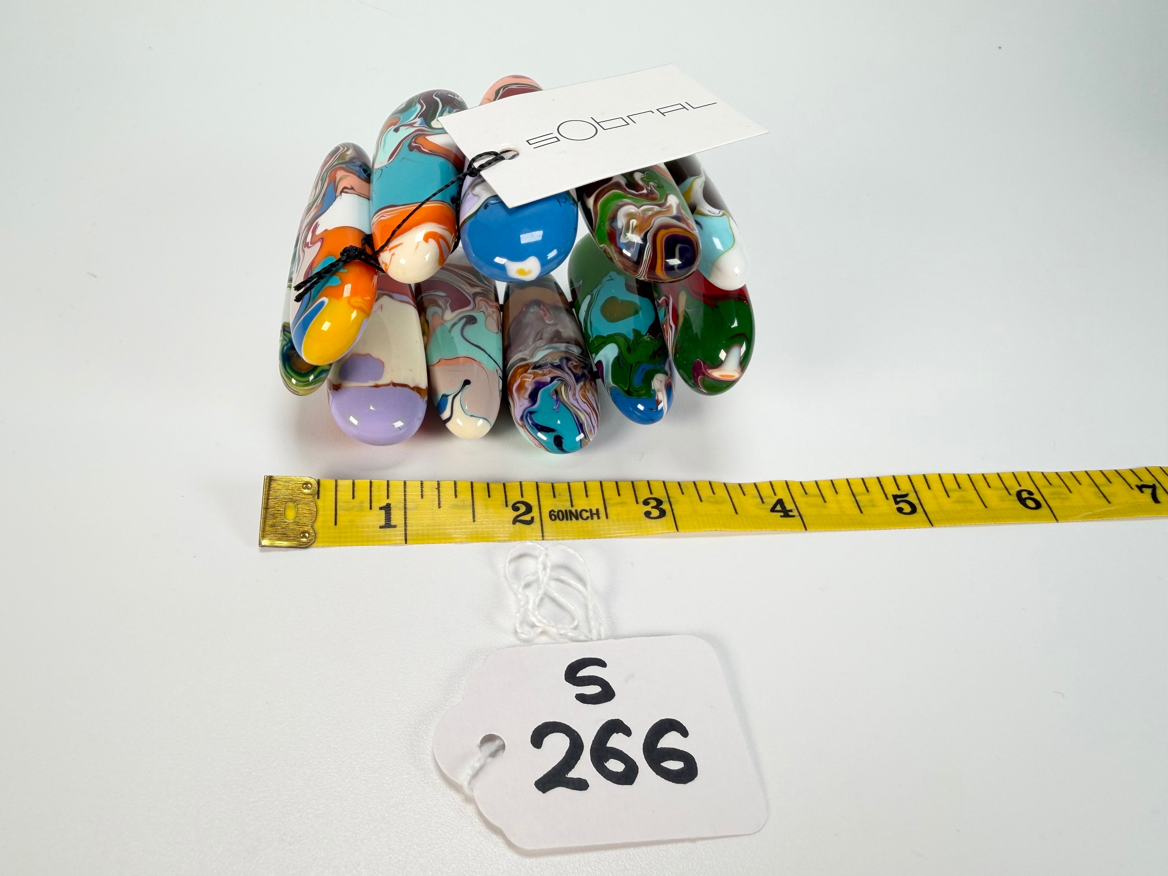 Sobral - Multi-Colour "Leaf" Pollock Elasticated Resin Bracelet ( 005520 )