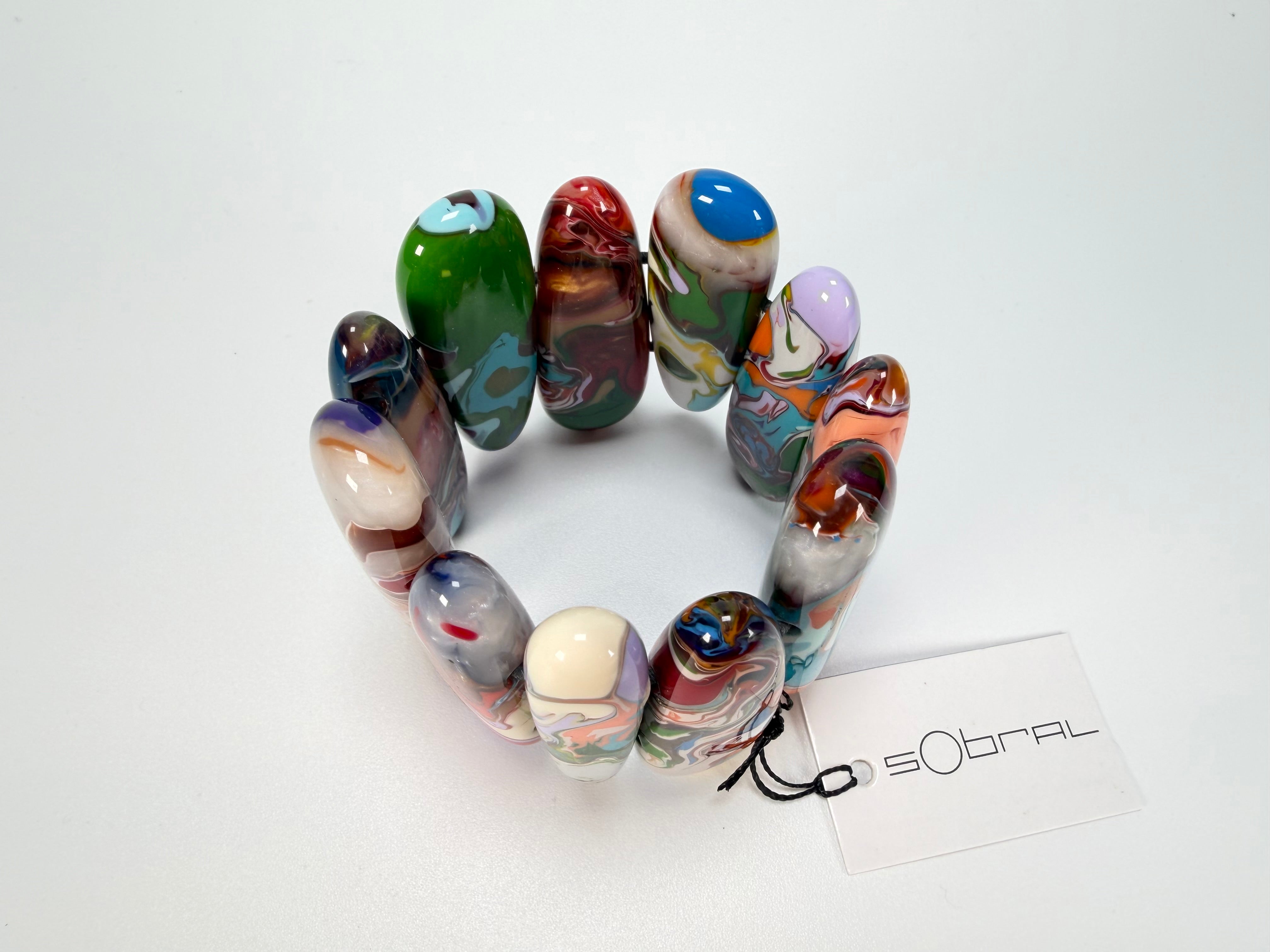 Sobral - Multi-Colour "Leaf" Pollock Elasticated Resin Bracelet ( 005520 )