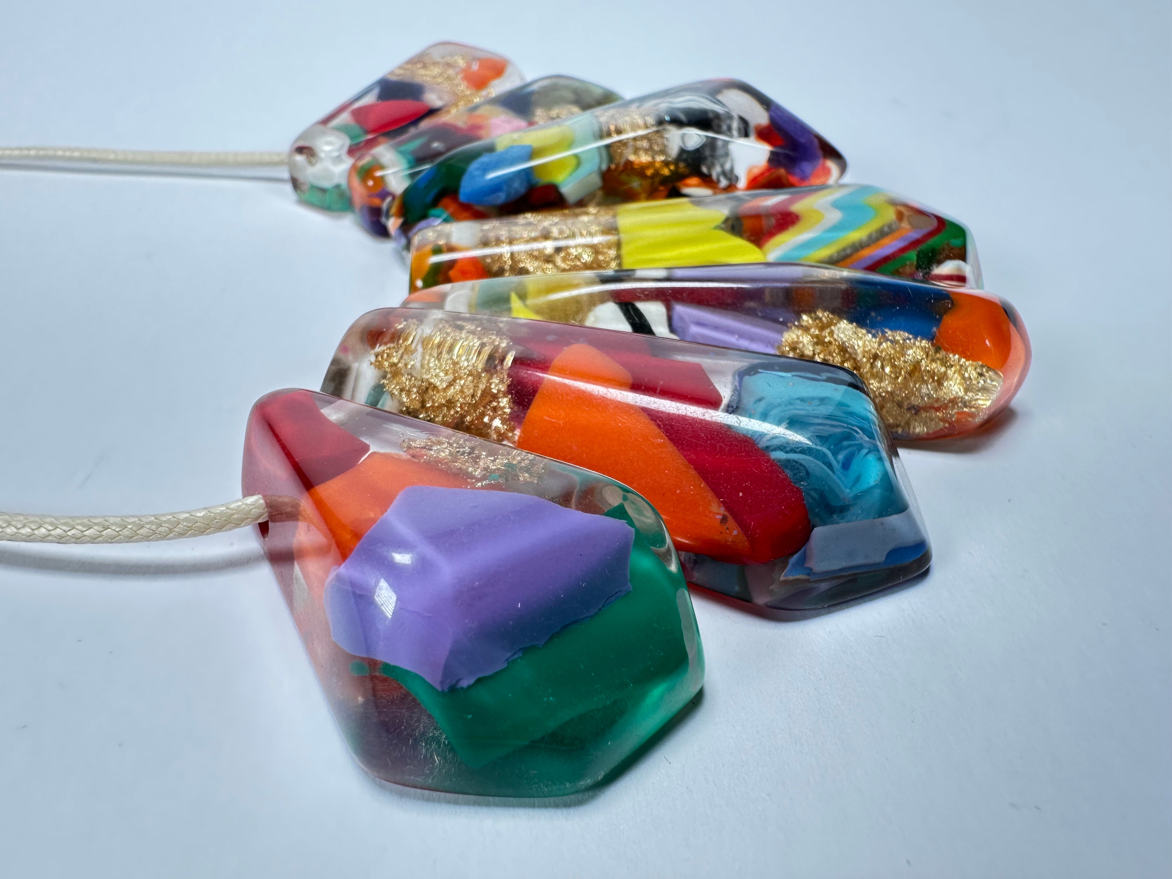 Sobral - Past Present "Acontecencias" Resin Necklace ( 004601 )