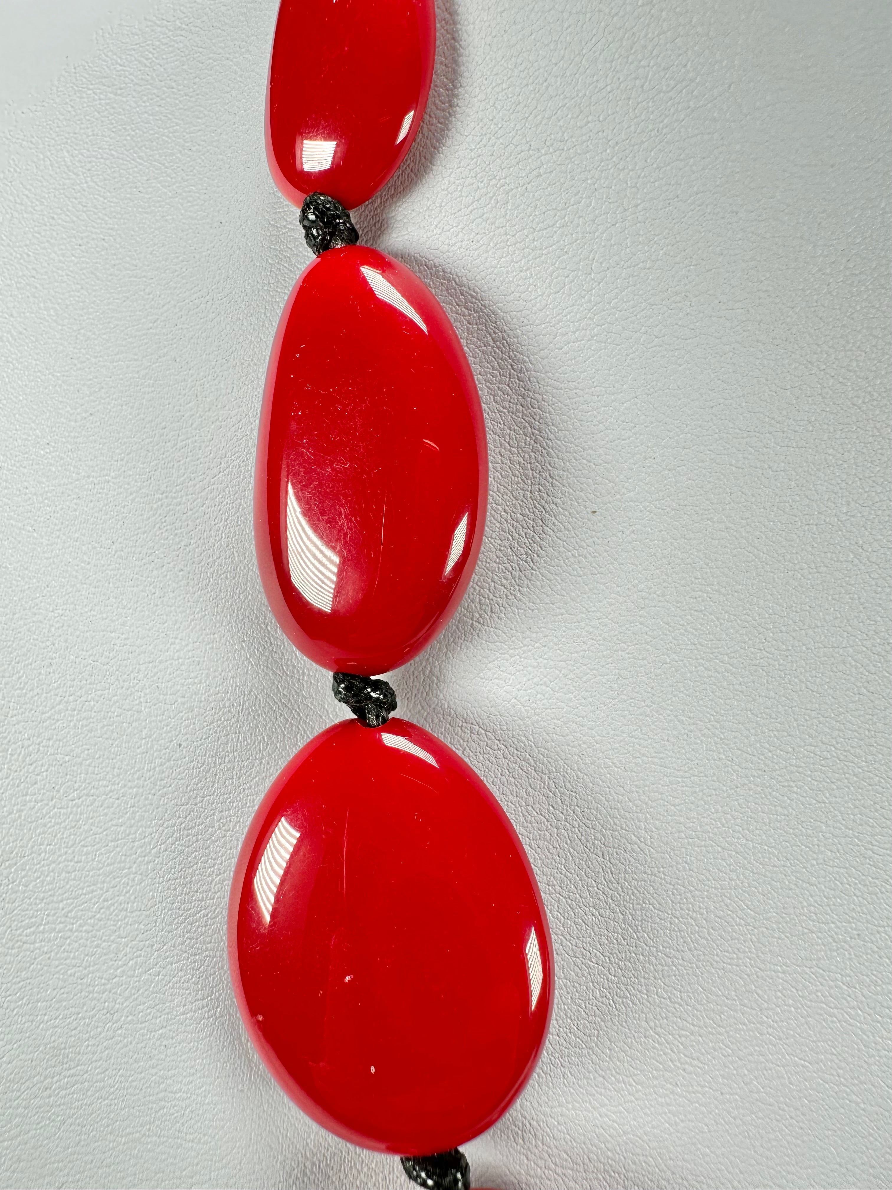 Sobral - Multi-Colour "Encantador" Red Resin Necklace ( 004109 )