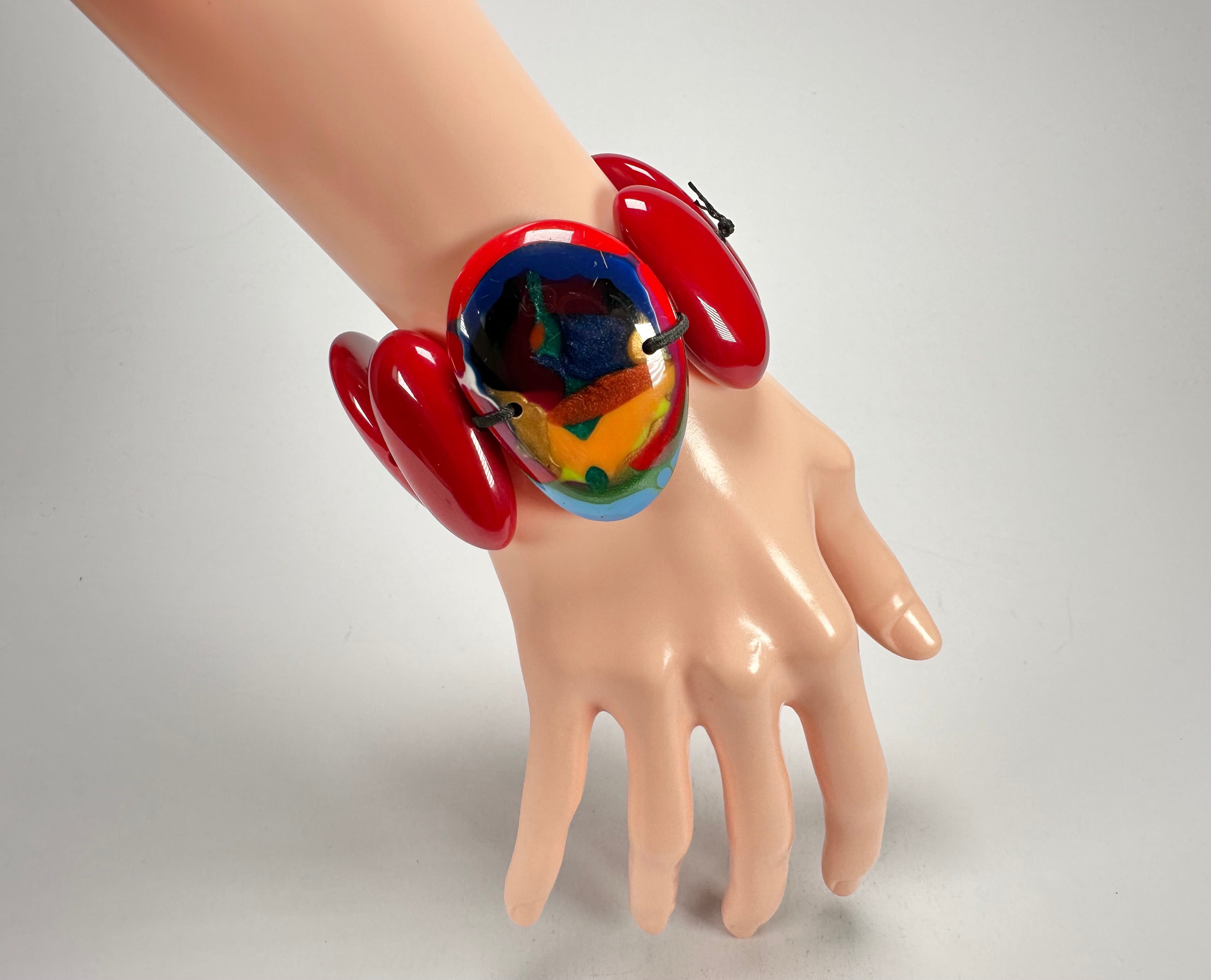 Sobral - Multi-Colour "Inspiração" K Red Elasticated Resin Bracelet ( 003595 )