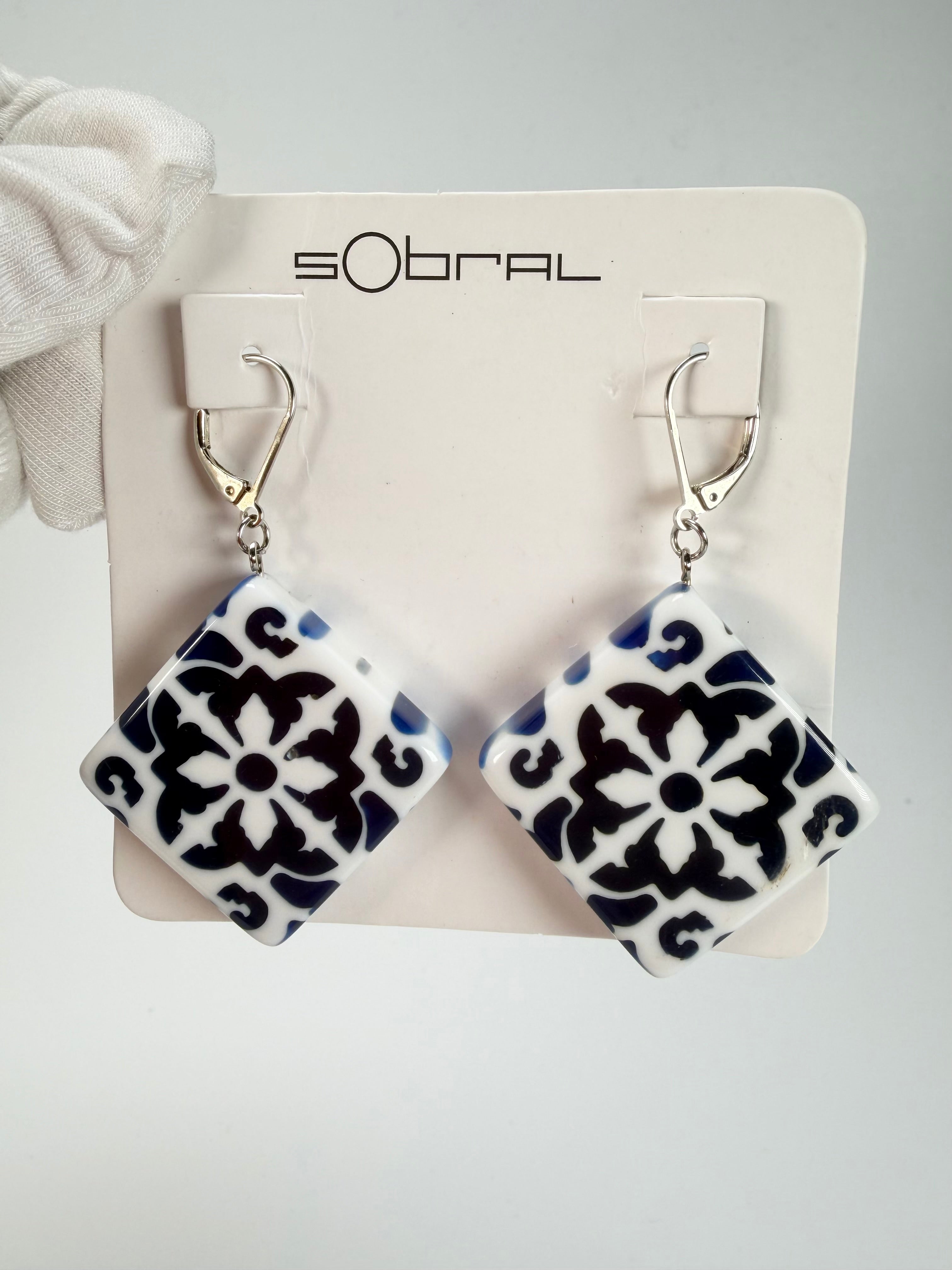 Sobral - Lisboa "Diamond Plate" Resin Earrings ( 005493 )