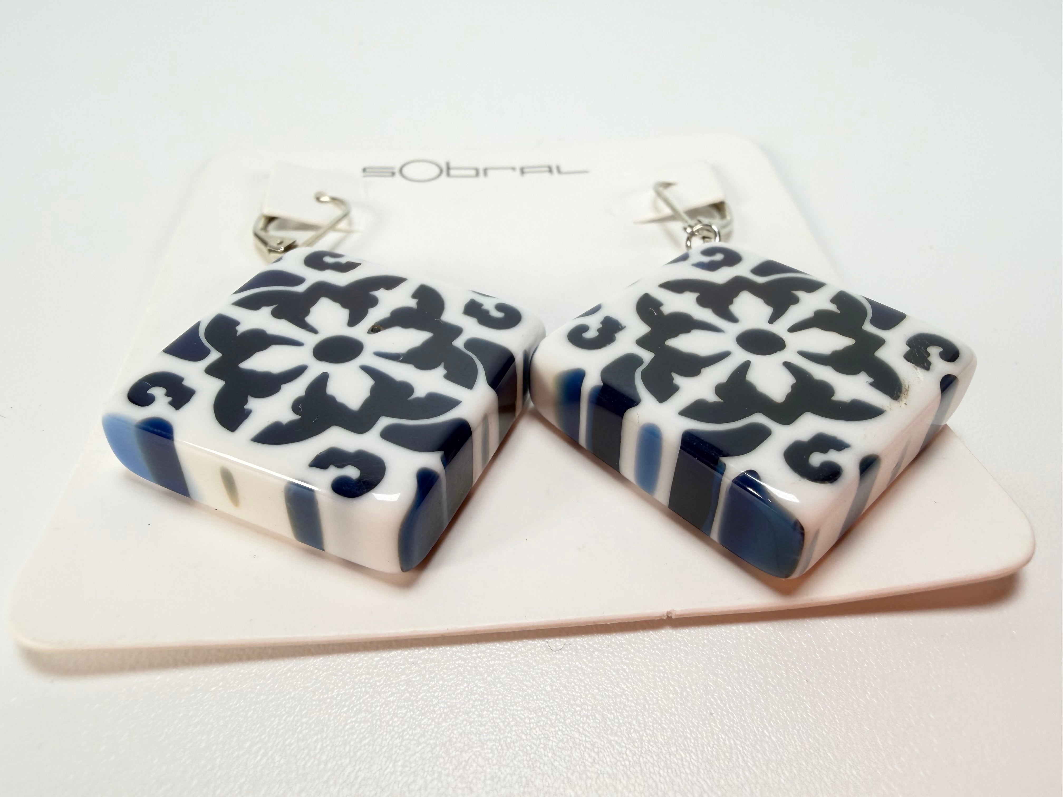 Sobral - Lisboa "Diamond Plate" Resin Earrings ( 005493 )