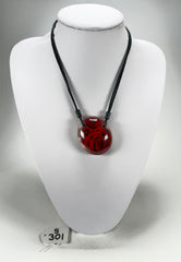 Sobral - Roses "Vega" Resin Necklace ( 003848 )