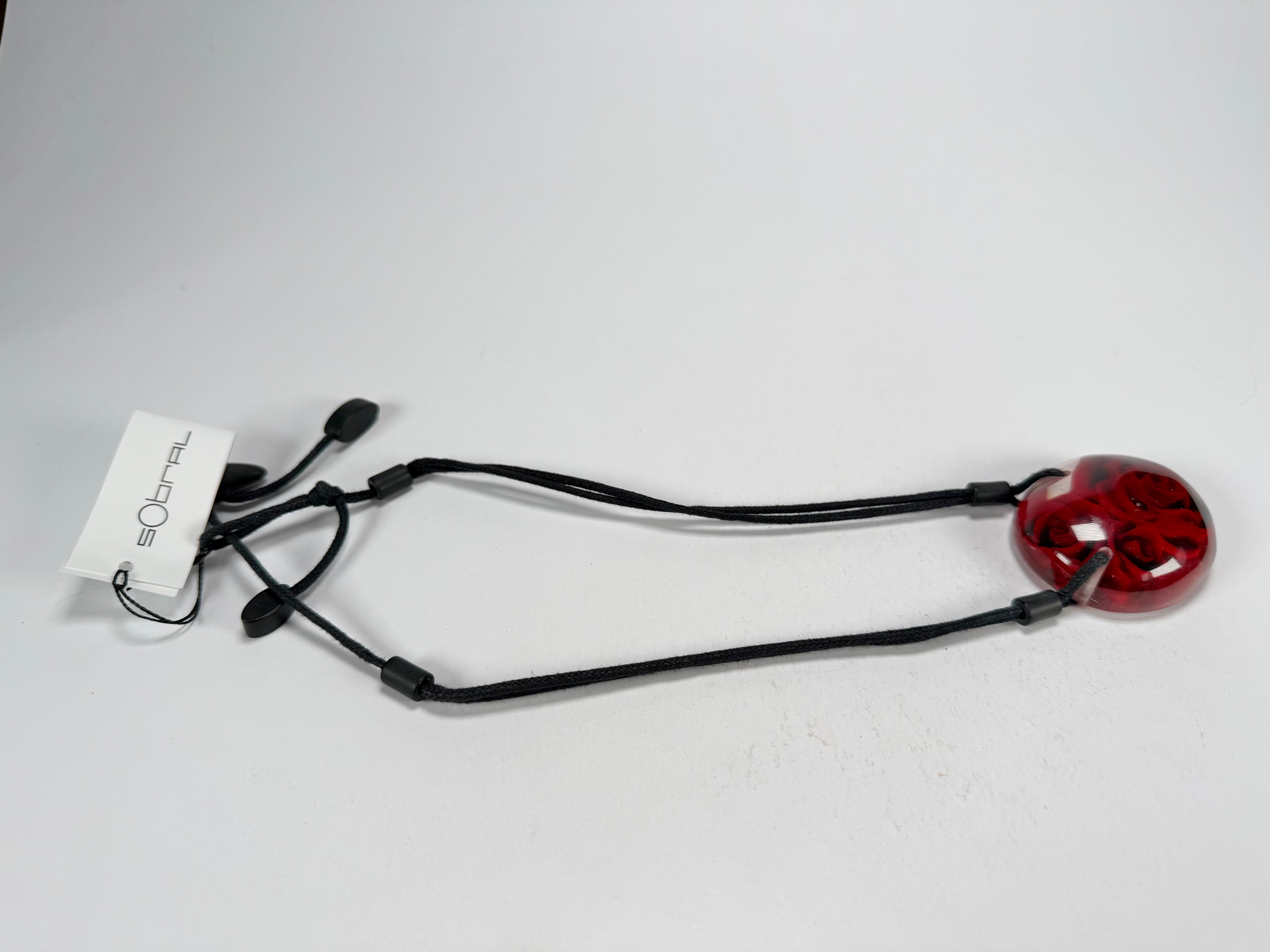 Sobral - Roses "Vega" Resin Necklace ( 003848 )