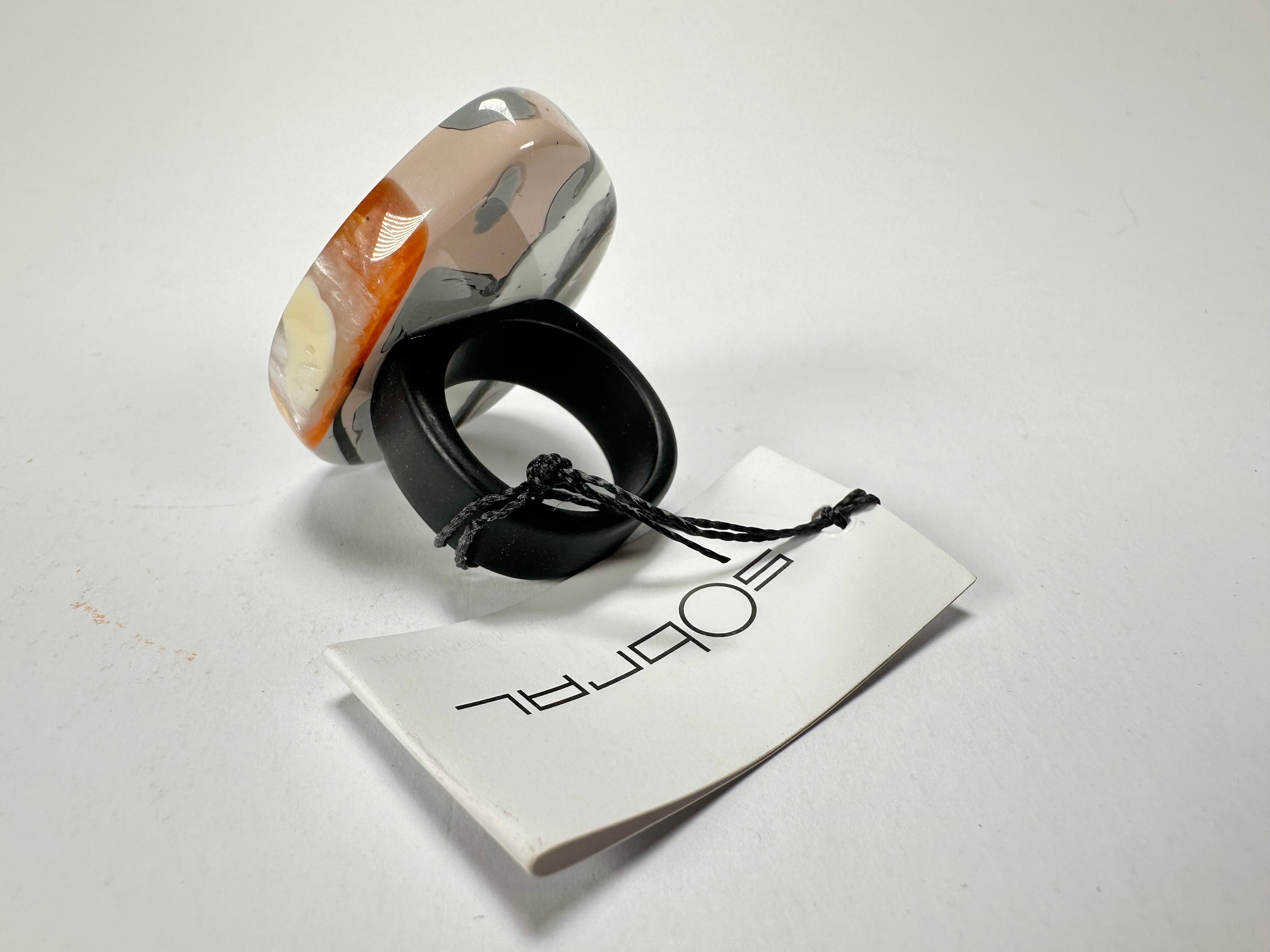 Sobral - Lágrima D'or "Namibia" Resin Ring ( 005113 ) - Size UK U / US 10.5